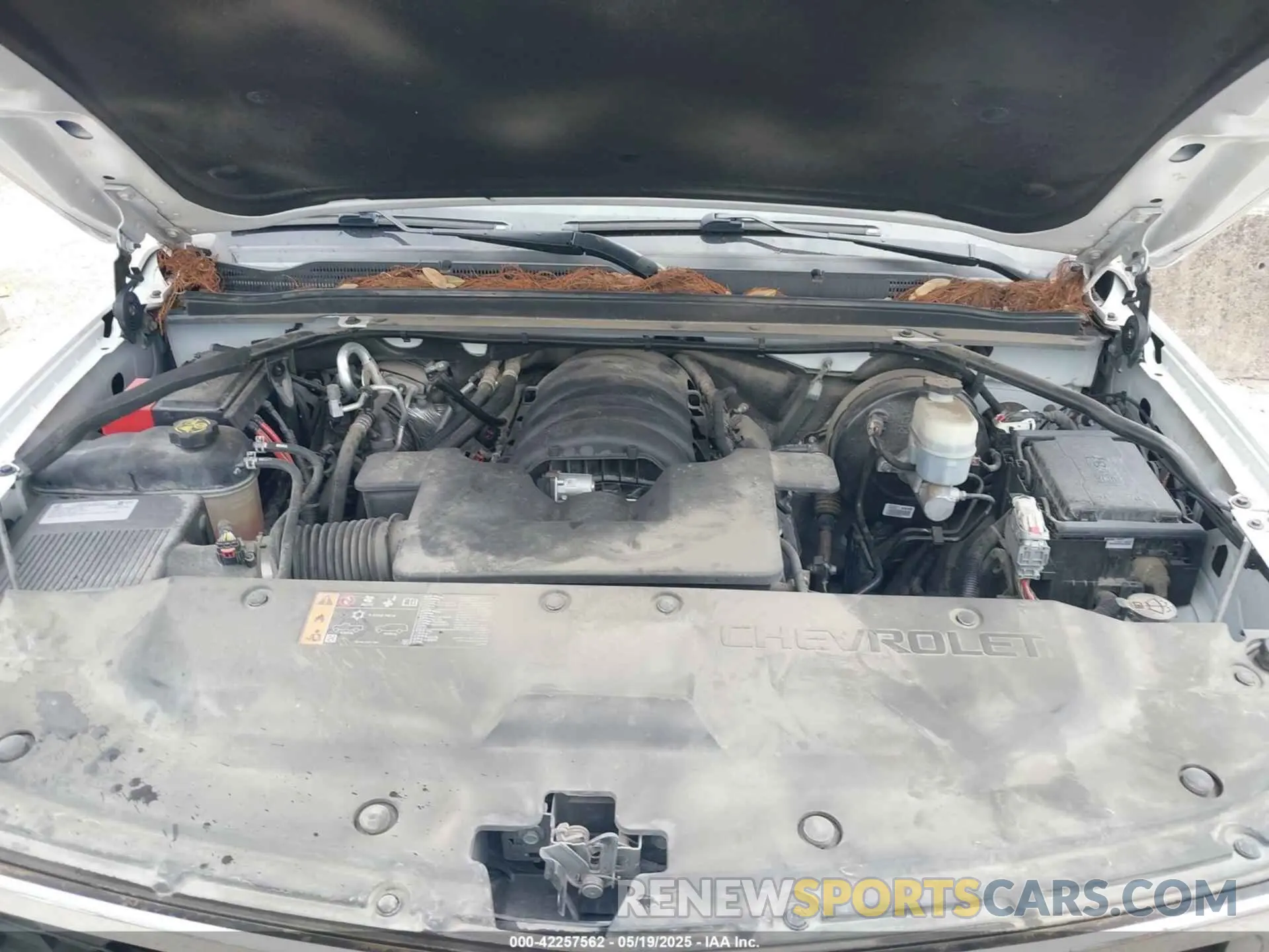 10 Photograph of a damaged car 1GNSCBKC4LR140921 CHEVROLET TAHOE 2020