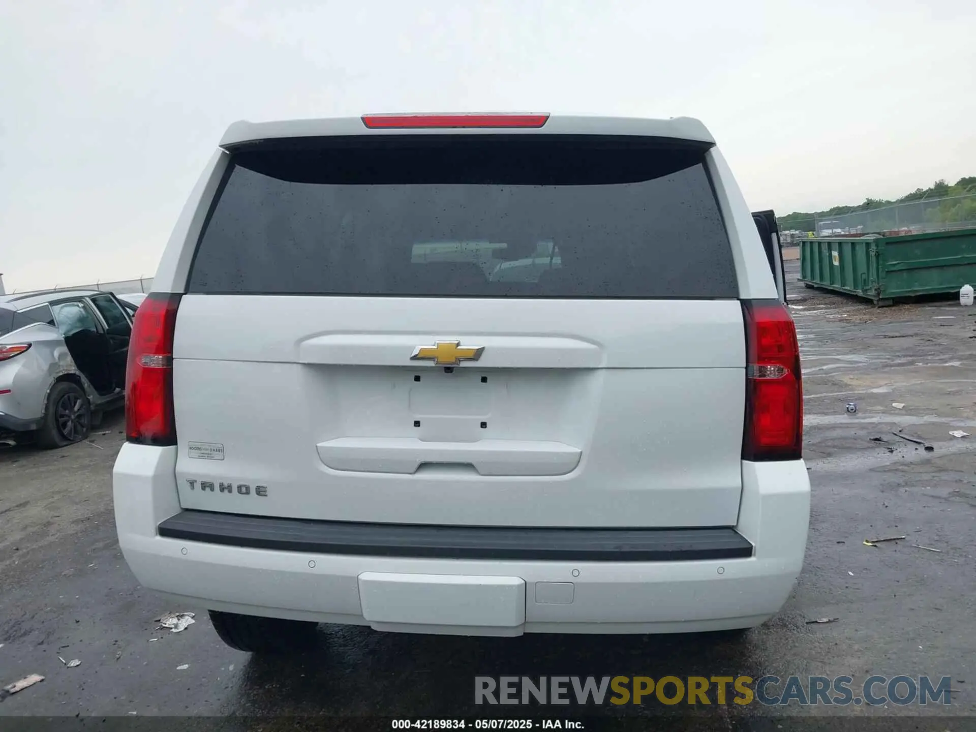 15 Photograph of a damaged car 1GNSCBKC5LR294926 CHEVROLET TAHOE 2020