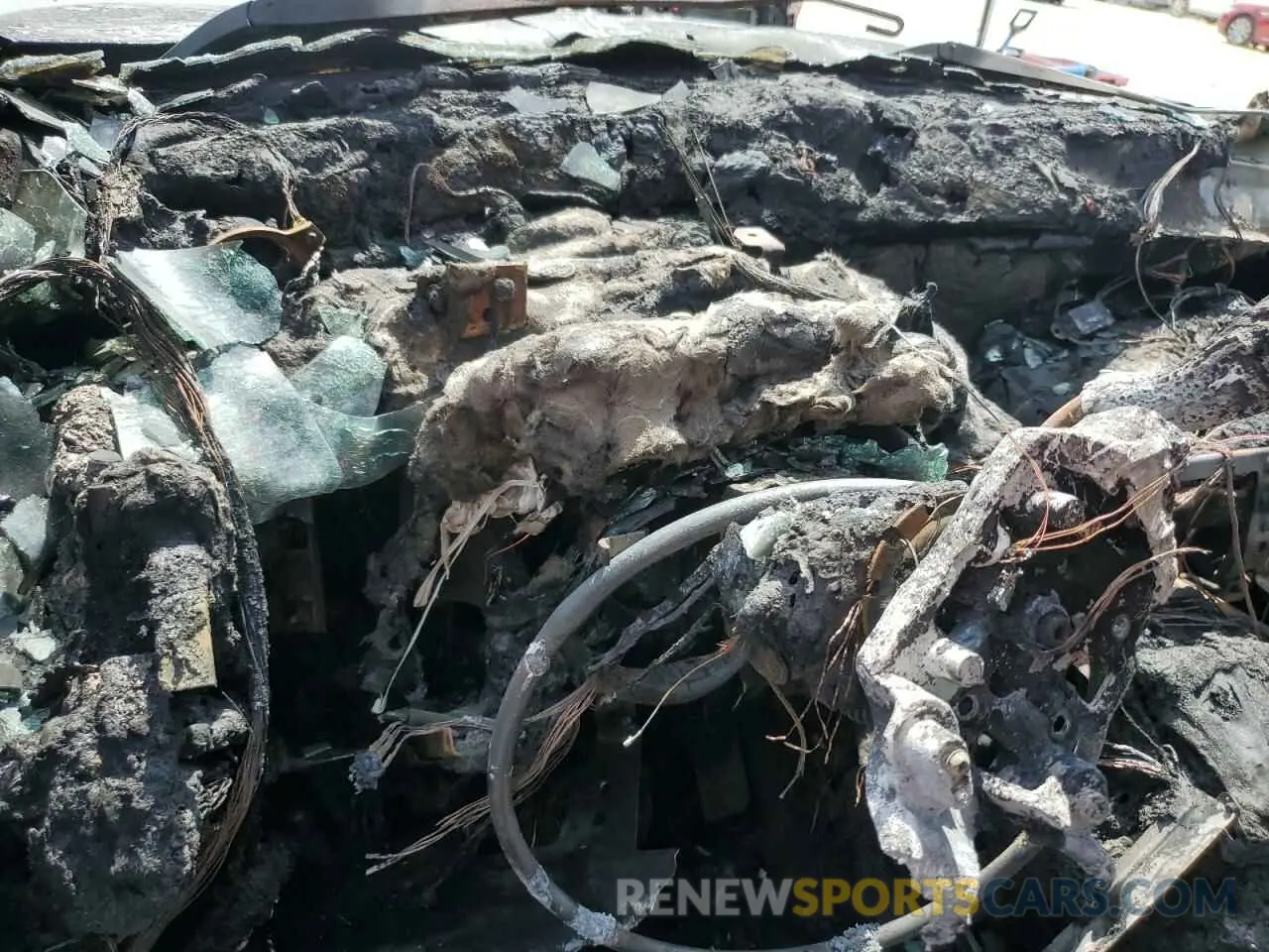 9 Photograph of a damaged car 1GNSCBKC5LR308288 CHEVROLET TAHOE 2020