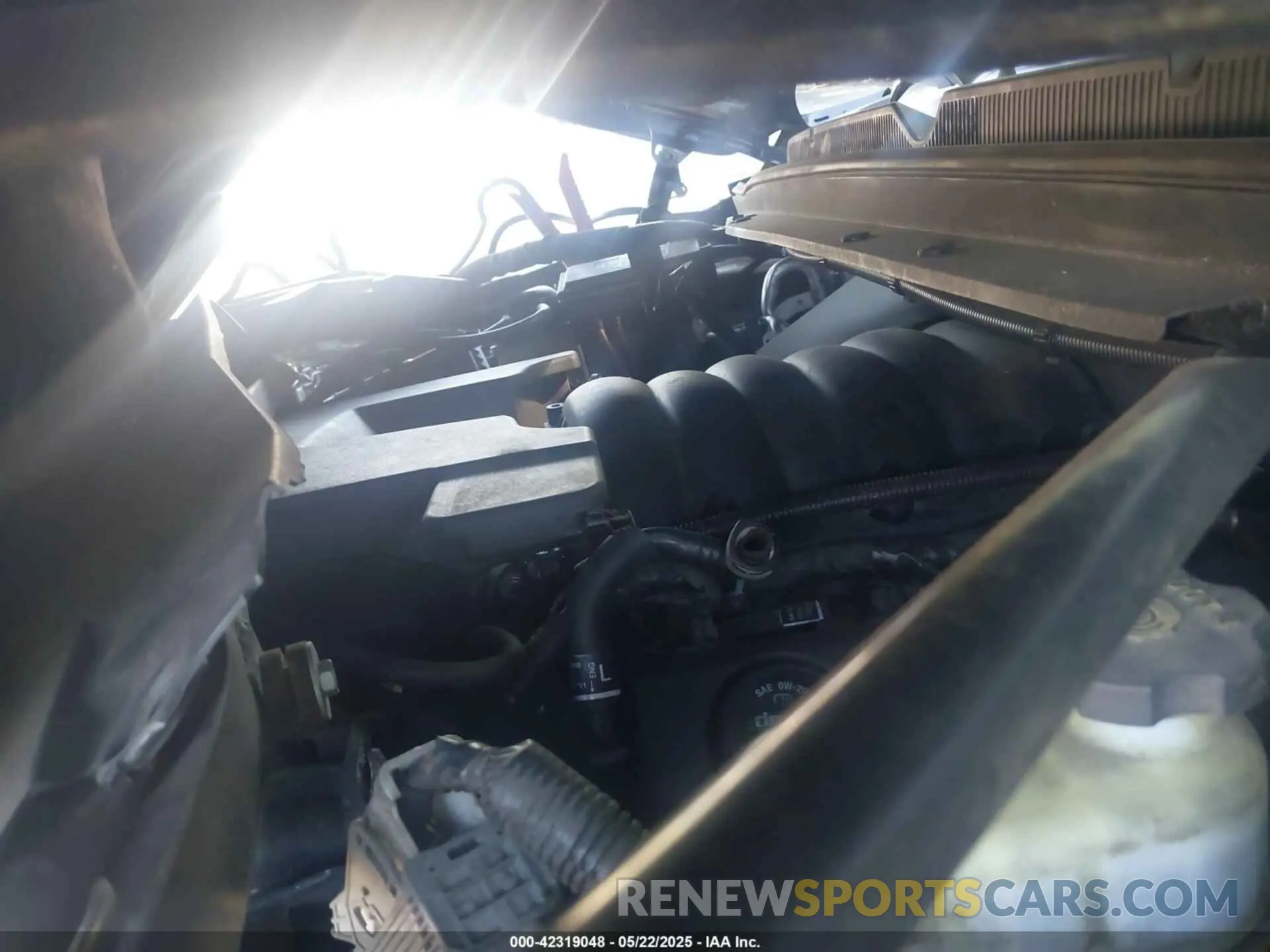 10 Photograph of a damaged car 1GNSCBKC6LR104941 CHEVROLET TAHOE 2020