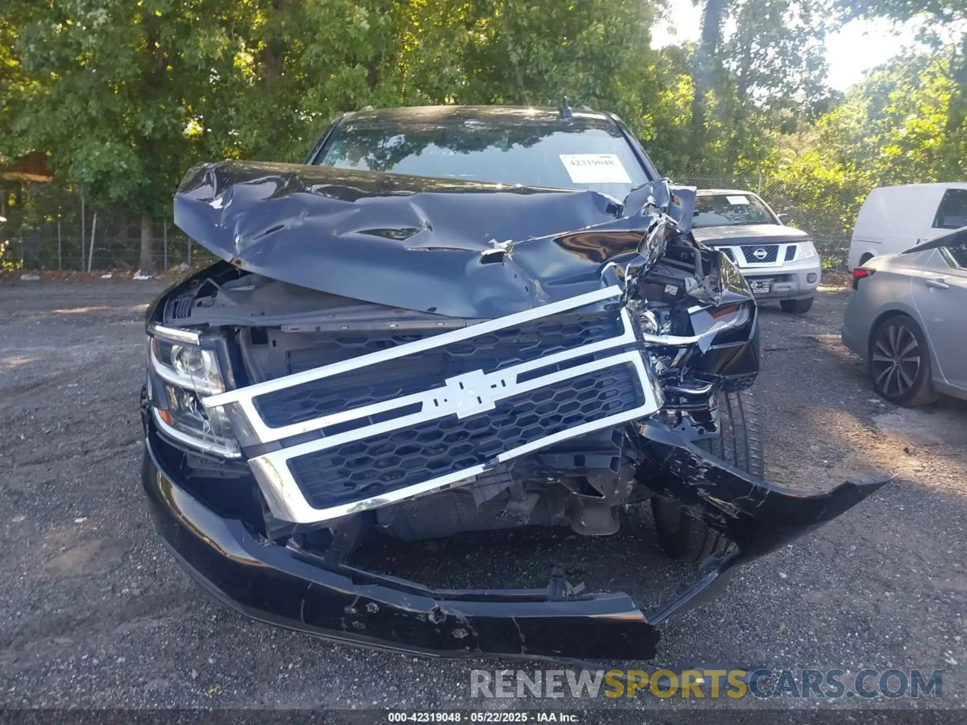 12 Photograph of a damaged car 1GNSCBKC6LR104941 CHEVROLET TAHOE 2020