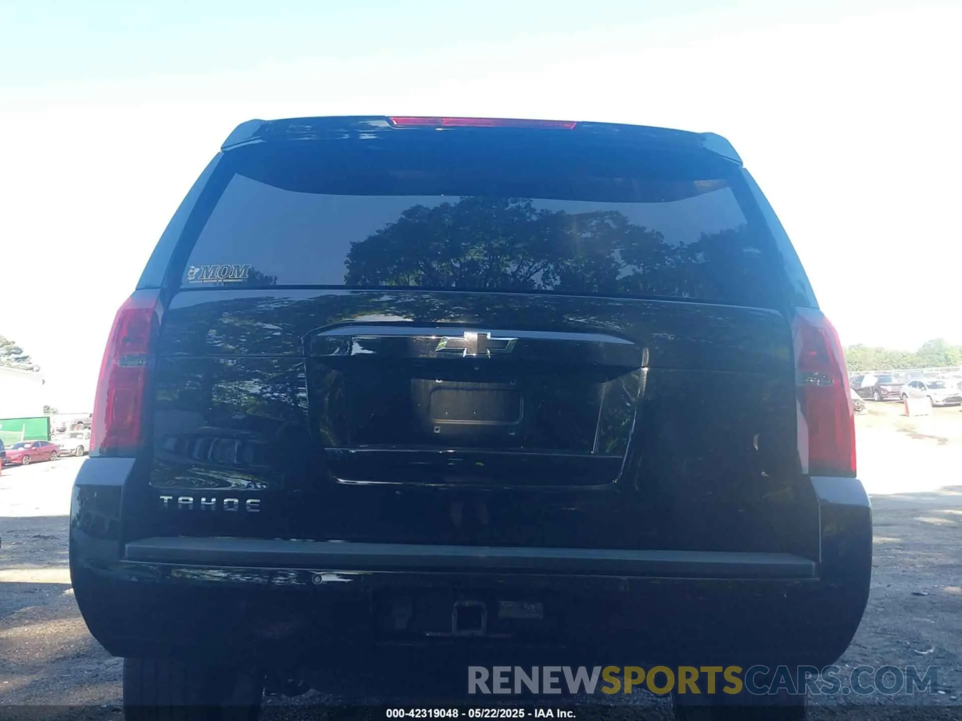 16 Photograph of a damaged car 1GNSCBKC6LR104941 CHEVROLET TAHOE 2020