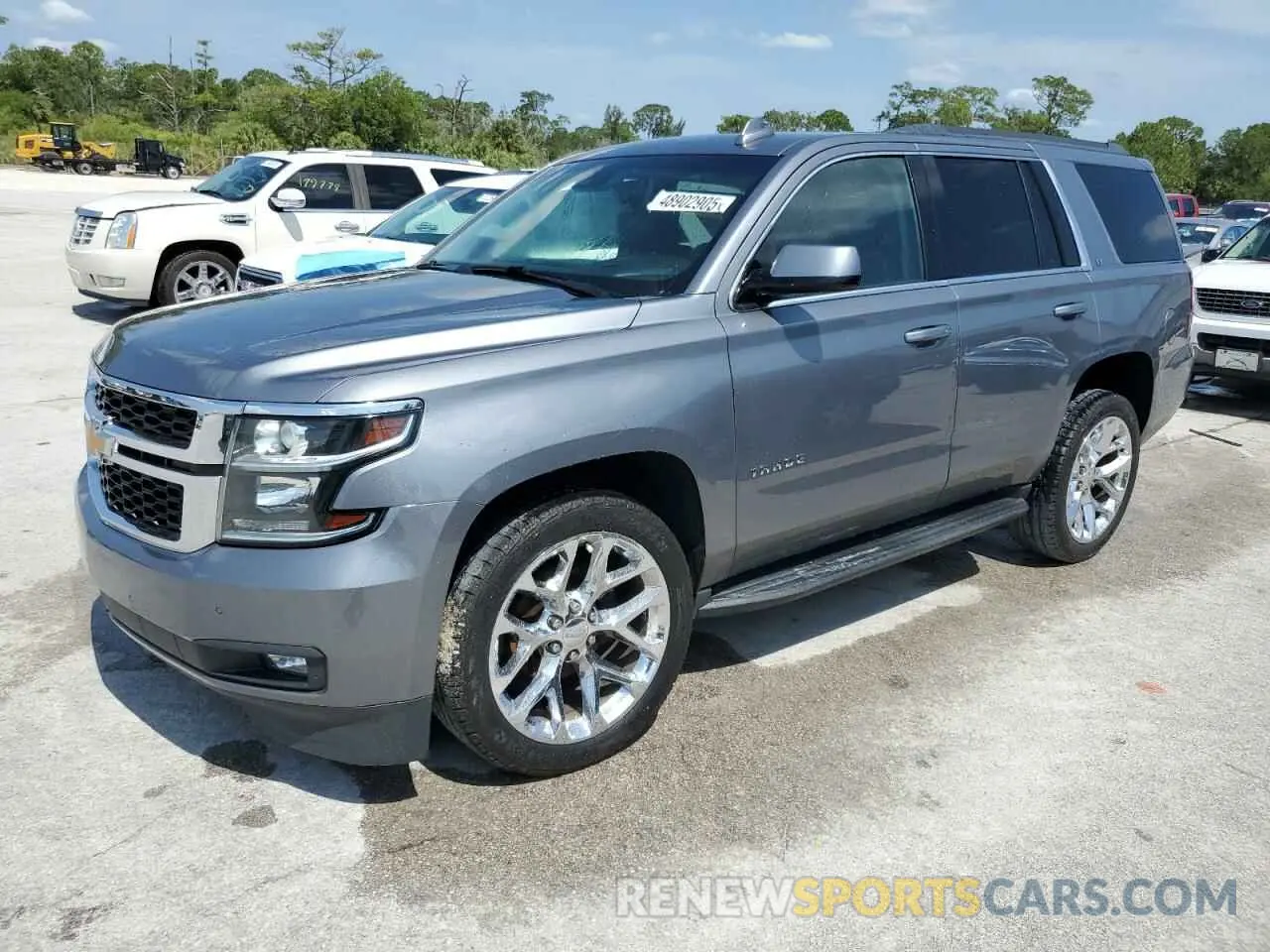 1 Photograph of a damaged car 1GNSCBKC6LR306274 CHEVROLET TAHOE 2020