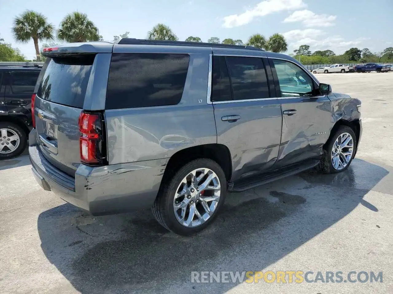 3 Photograph of a damaged car 1GNSCBKC6LR306274 CHEVROLET TAHOE 2020