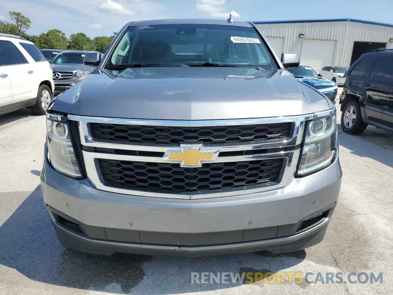 5 Photograph of a damaged car 1GNSCBKC6LR306274 CHEVROLET TAHOE 2020