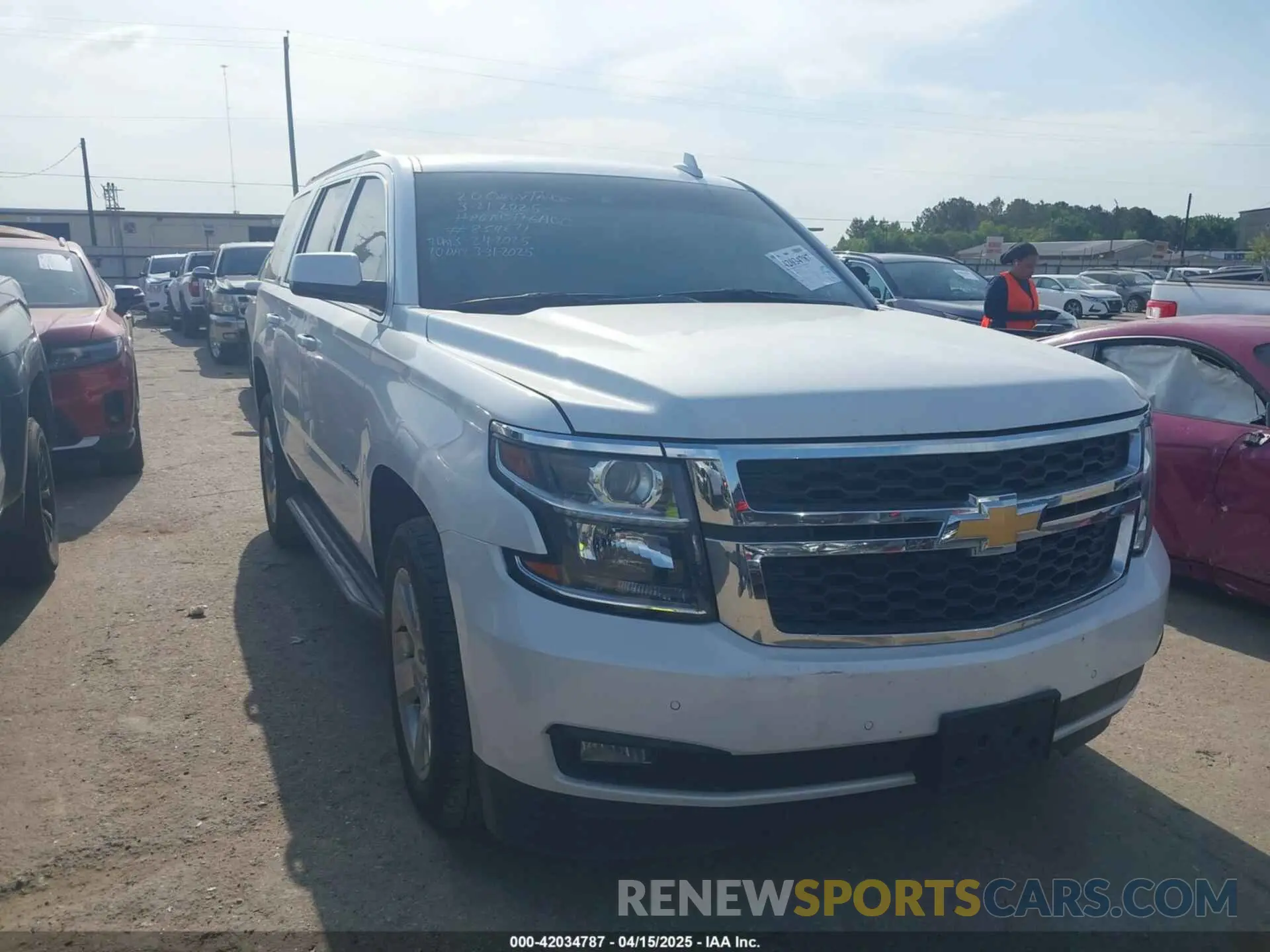 1 Photograph of a damaged car 1GNSCBKC9LR302297 CHEVROLET TAHOE 2020