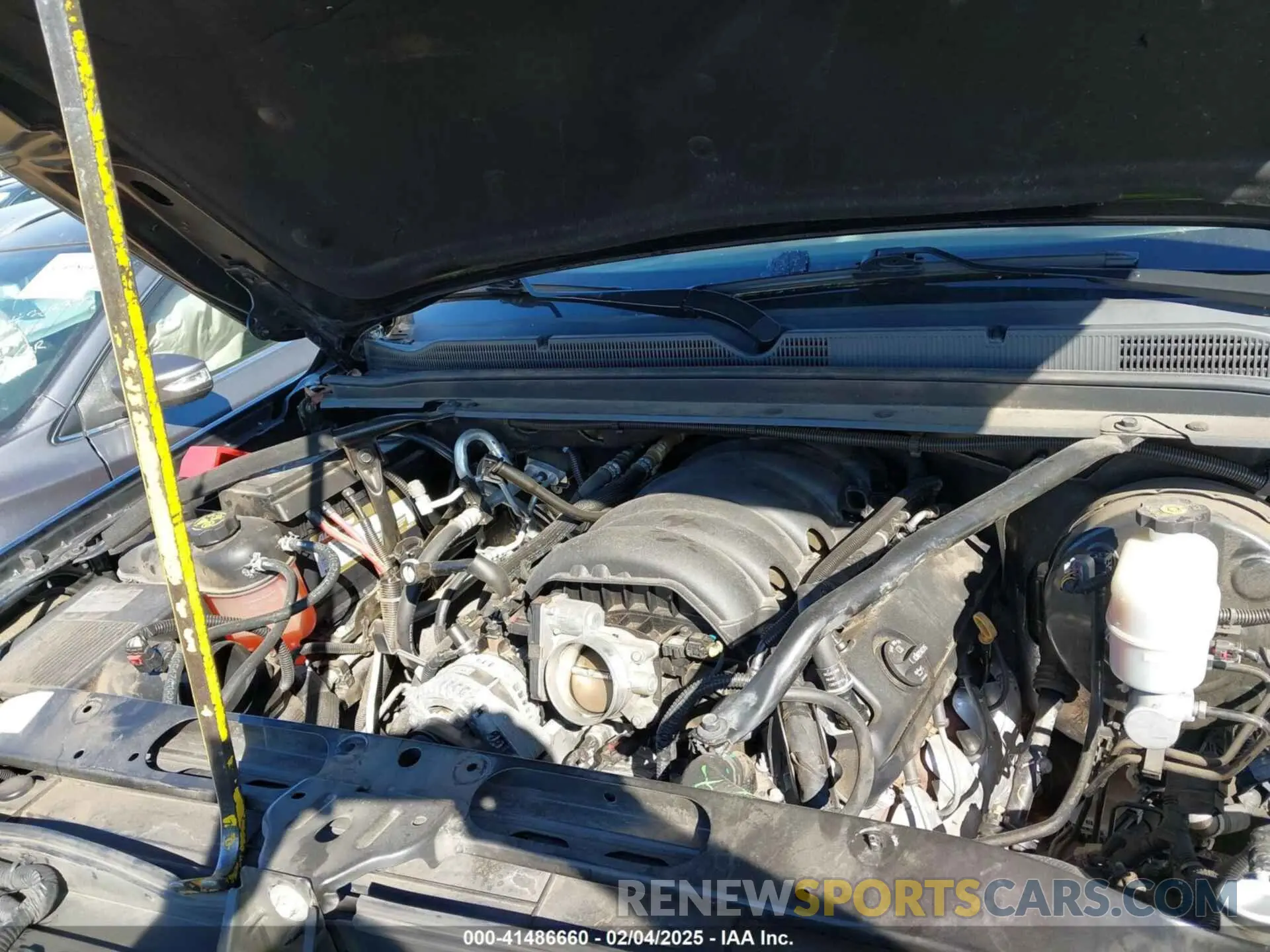 10 Photograph of a damaged car 1GNSCCKCXLR106732 CHEVROLET TAHOE 2020