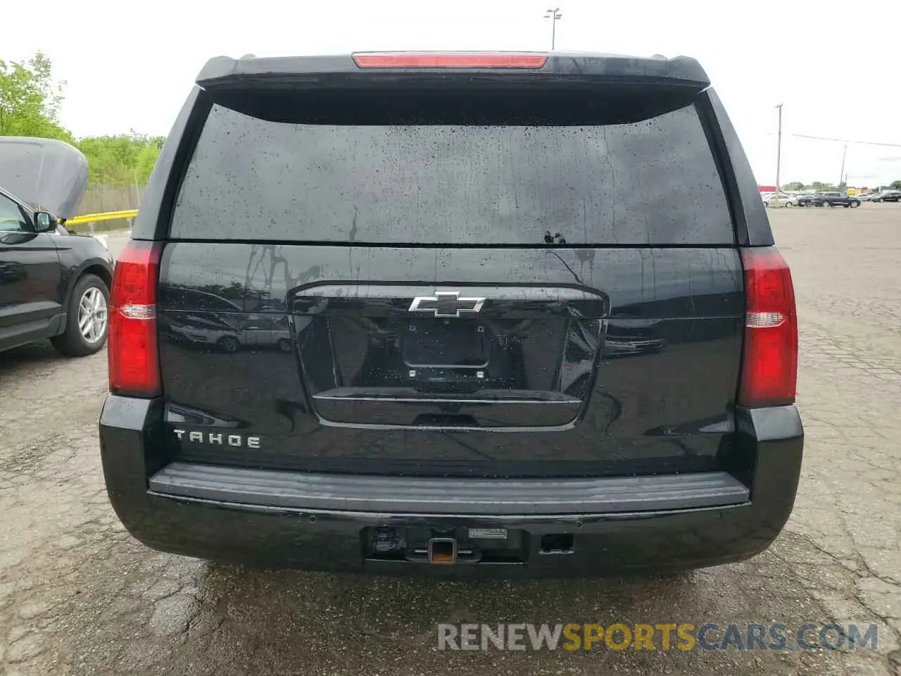 6 Photograph of a damaged car 1GNSKAKCXLR304282 CHEVROLET TAHOE 2020