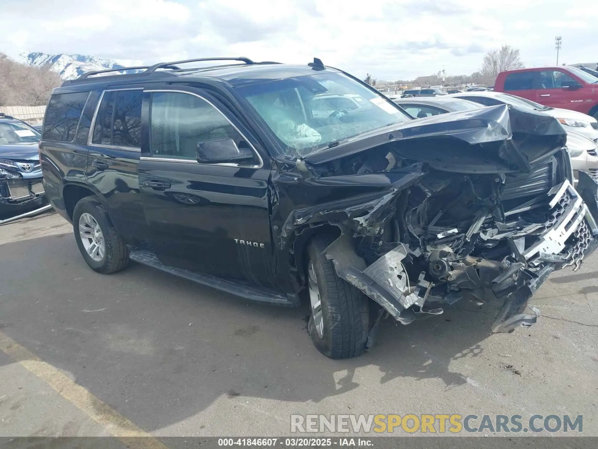 1 Photograph of a damaged car 1GNSKBKC0LR213608 CHEVROLET TAHOE 2020