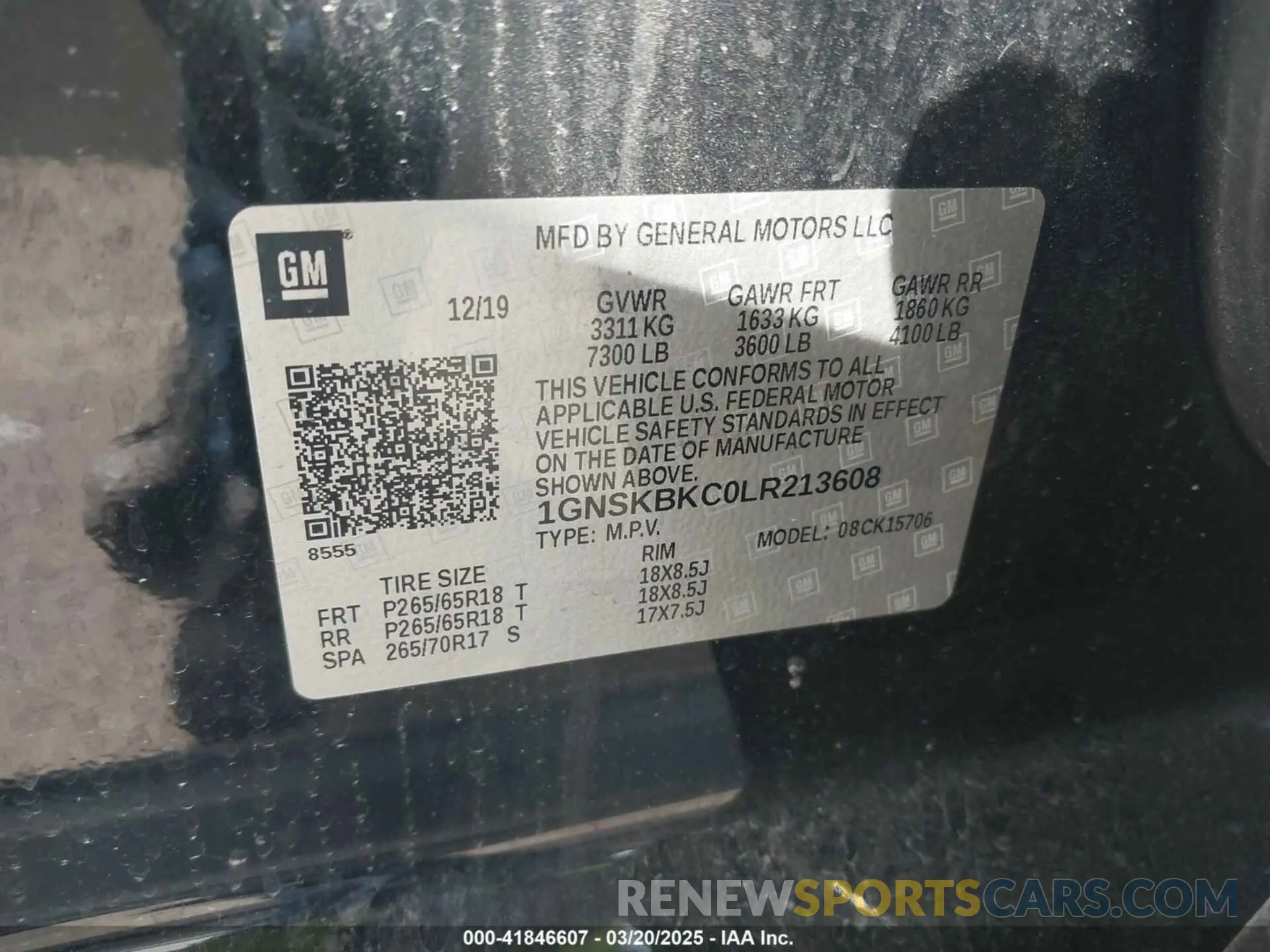 9 Photograph of a damaged car 1GNSKBKC0LR213608 CHEVROLET TAHOE 2020