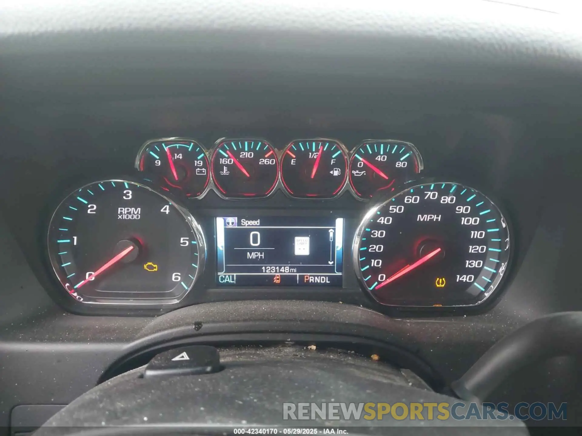 7 Photograph of a damaged car 1GNSKBKC1LR102565 CHEVROLET TAHOE 2020