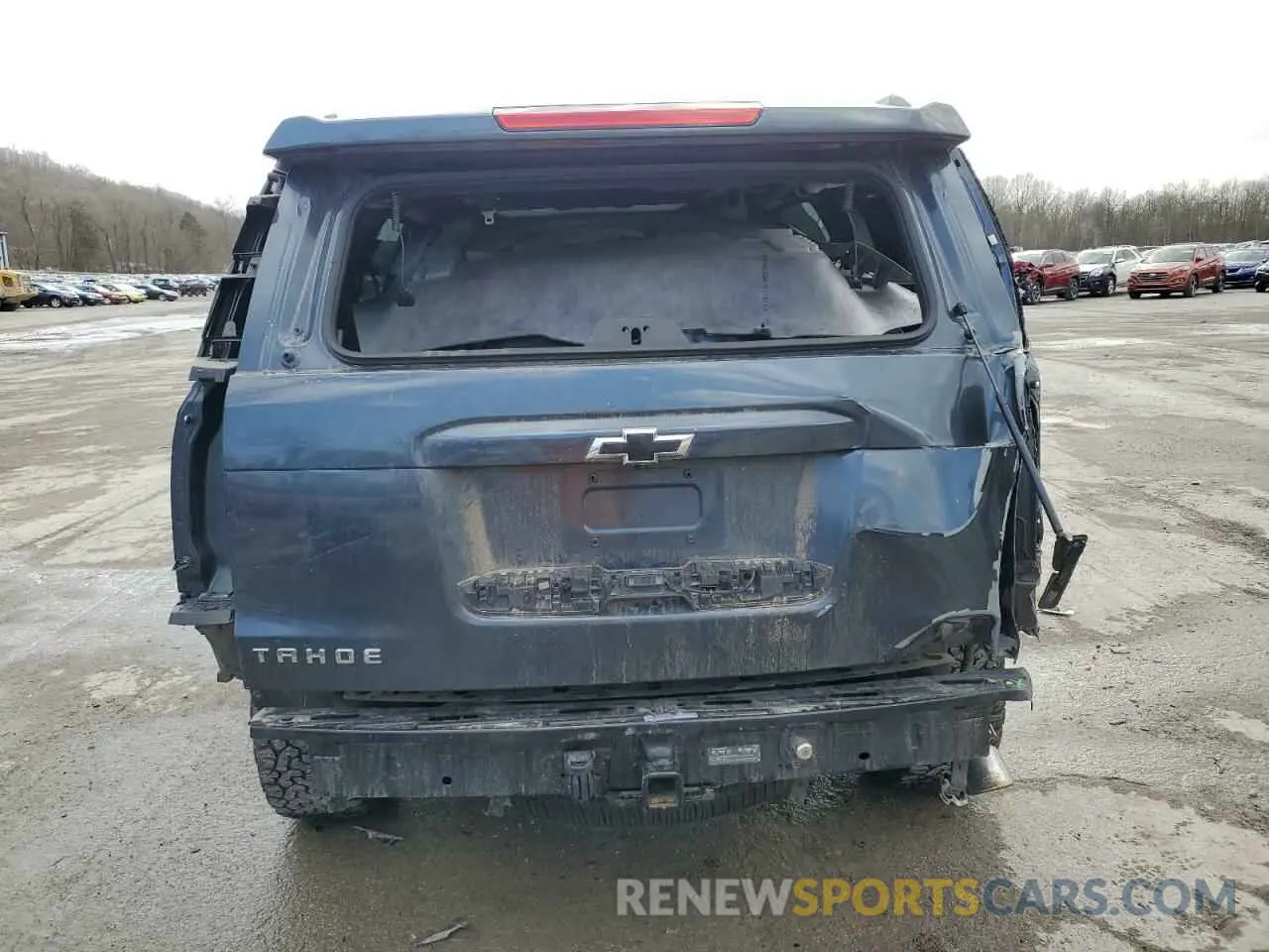 6 Photograph of a damaged car 1GNSKBKC1LR105546 CHEVROLET TAHOE 2020