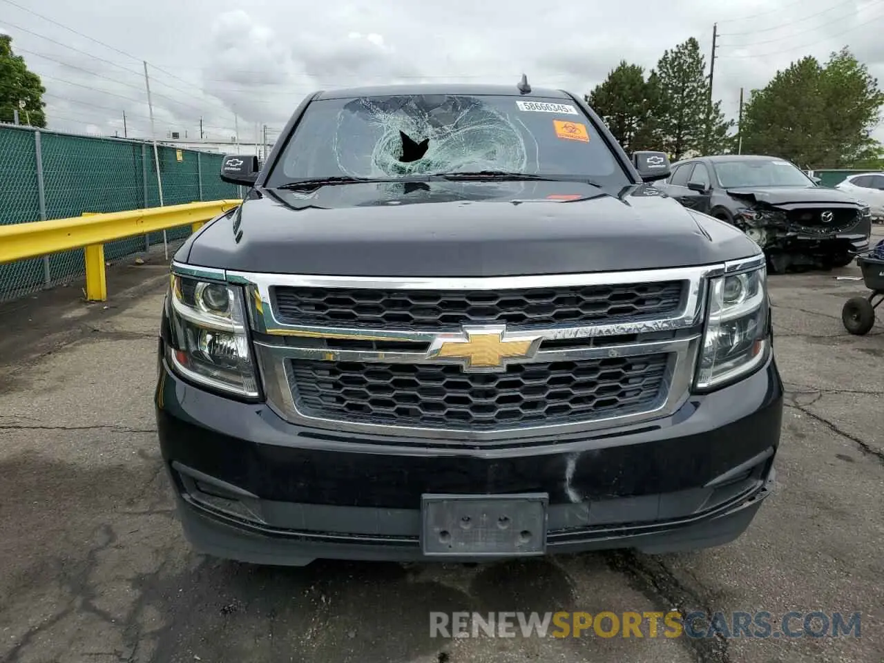 5 Photograph of a damaged car 1GNSKBKC1LR129684 CHEVROLET TAHOE 2020