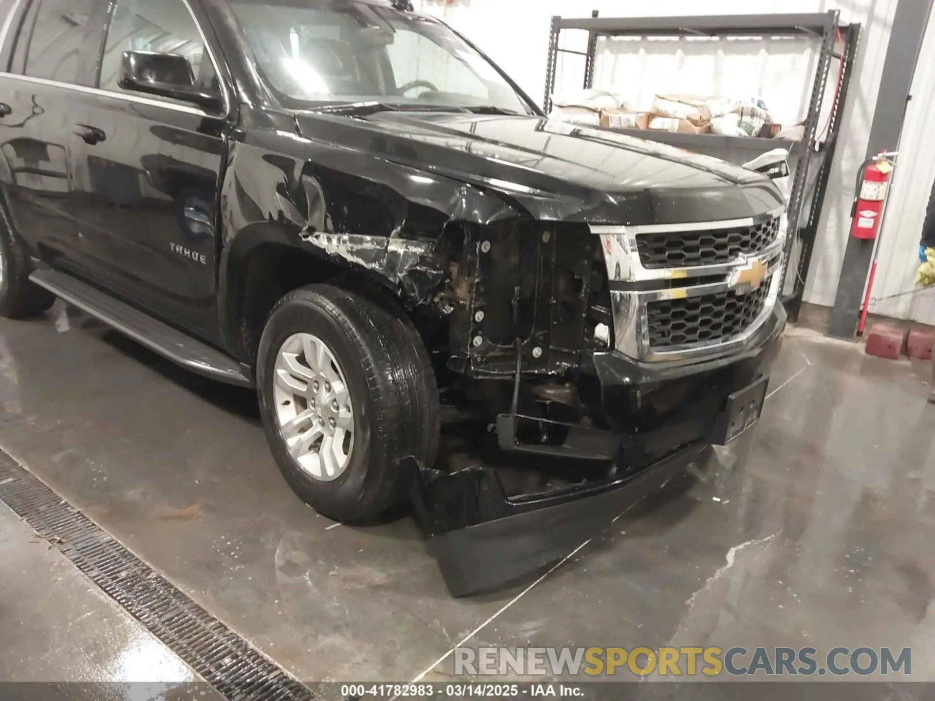 6 Photograph of a damaged car 1GNSKBKC2LR123473 CHEVROLET TAHOE 2020