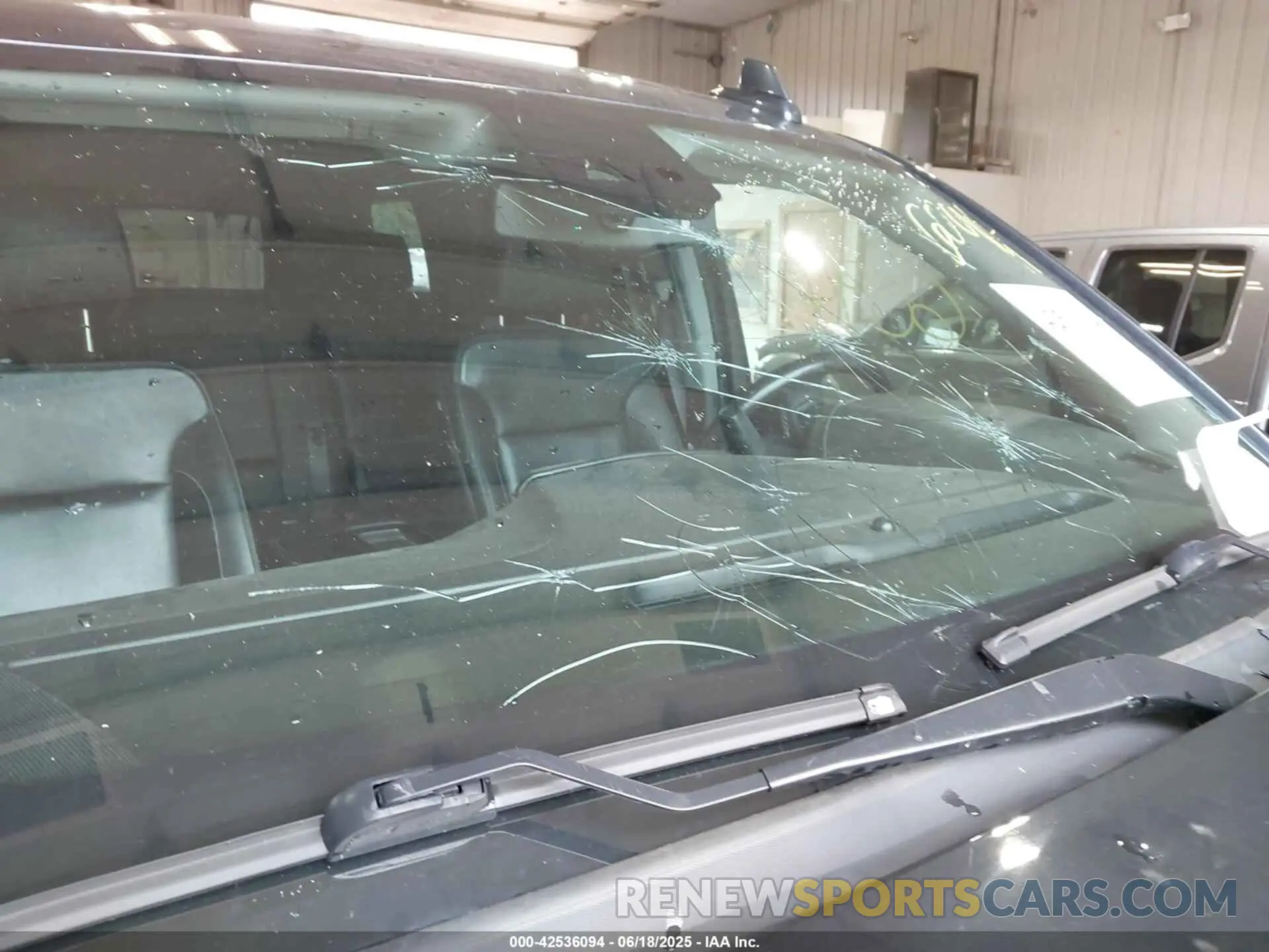 17 Photograph of a damaged car 1GNSKBKC3LR161181 CHEVROLET TAHOE 2020
