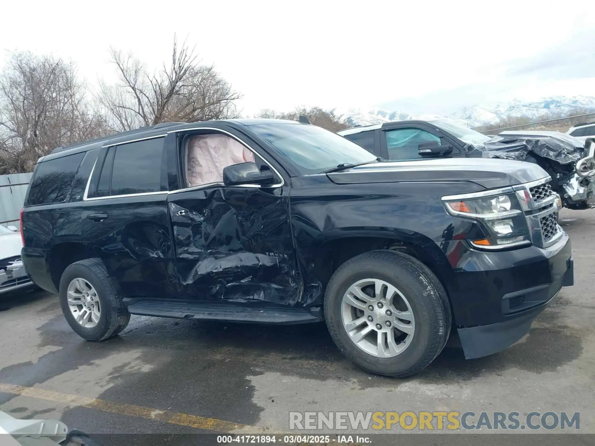 13 Photograph of a damaged car 1GNSKBKC4LR110000 CHEVROLET TAHOE 2020