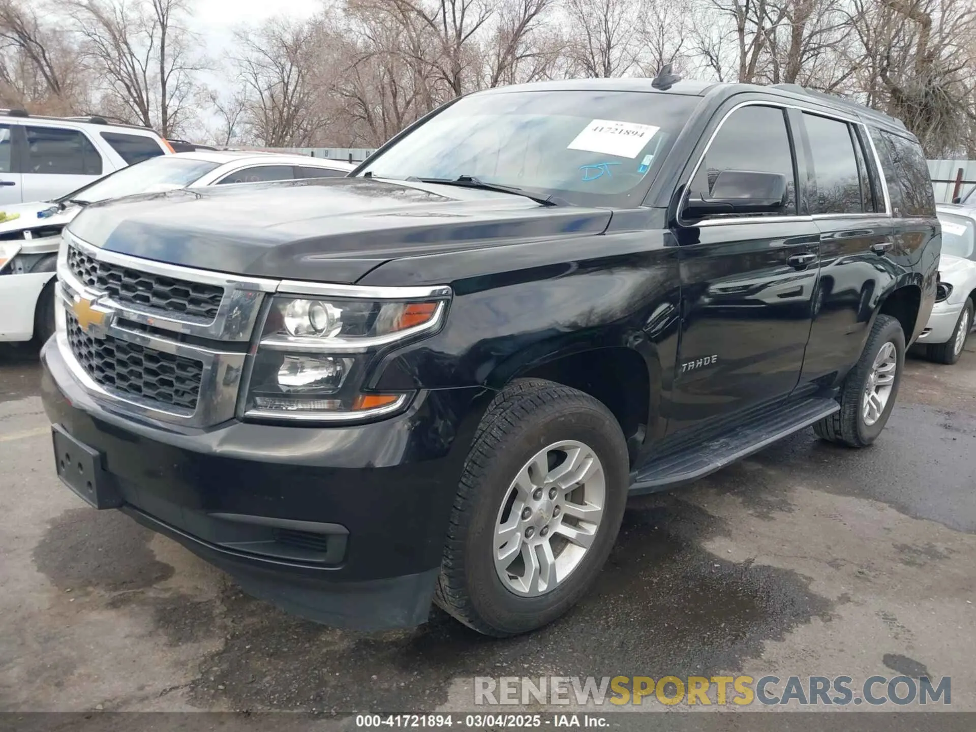 2 Photograph of a damaged car 1GNSKBKC4LR110000 CHEVROLET TAHOE 2020