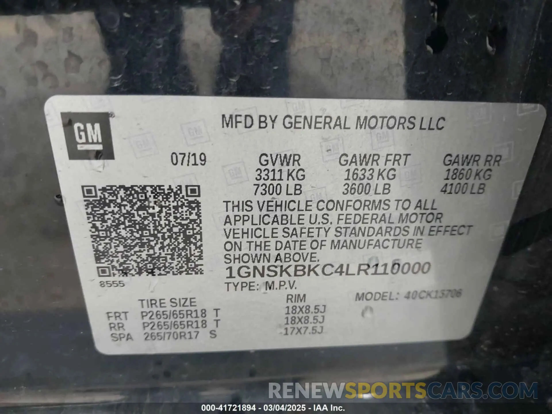9 Photograph of a damaged car 1GNSKBKC4LR110000 CHEVROLET TAHOE 2020