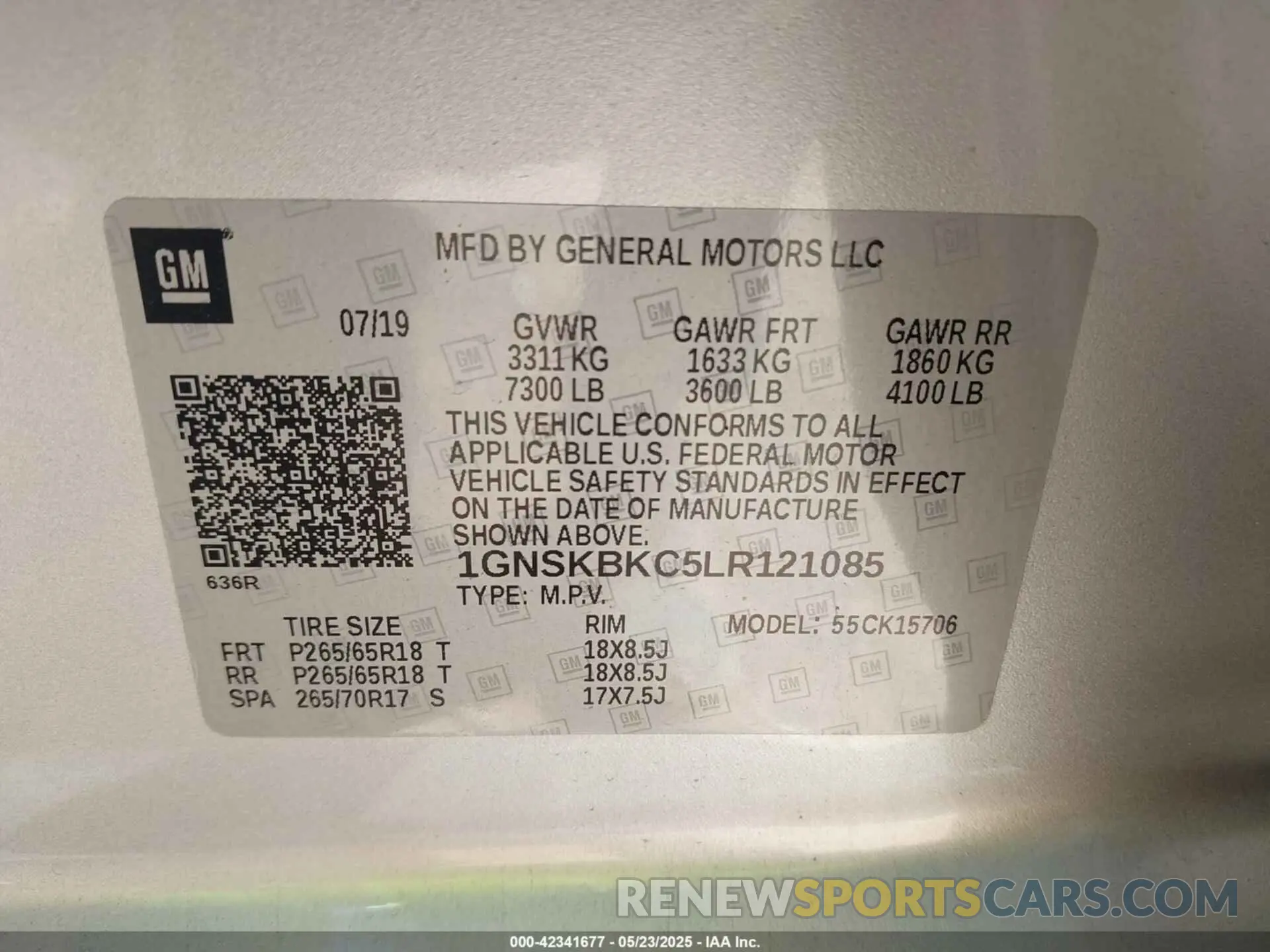 9 Photograph of a damaged car 1GNSKBKC5LR121085 CHEVROLET TAHOE 2020