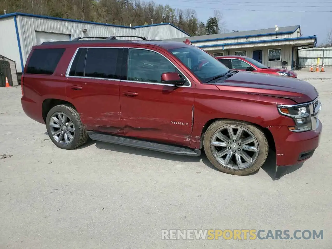4 Photograph of a damaged car 1GNSKBKC5LR231618 CHEVROLET TAHOE 2020