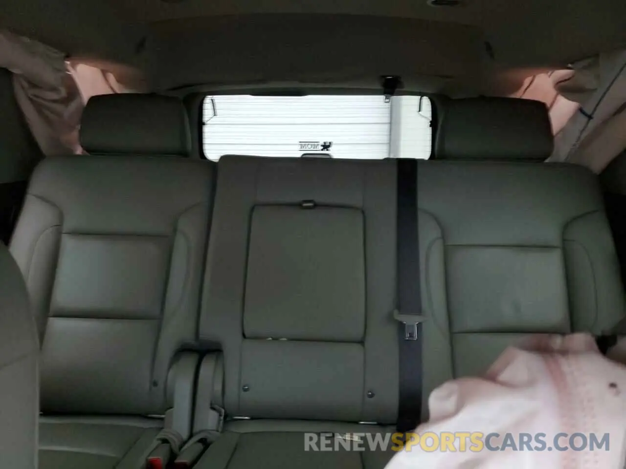10 Photograph of a damaged car 1GNSKBKC7LR251062 CHEVROLET TAHOE 2020