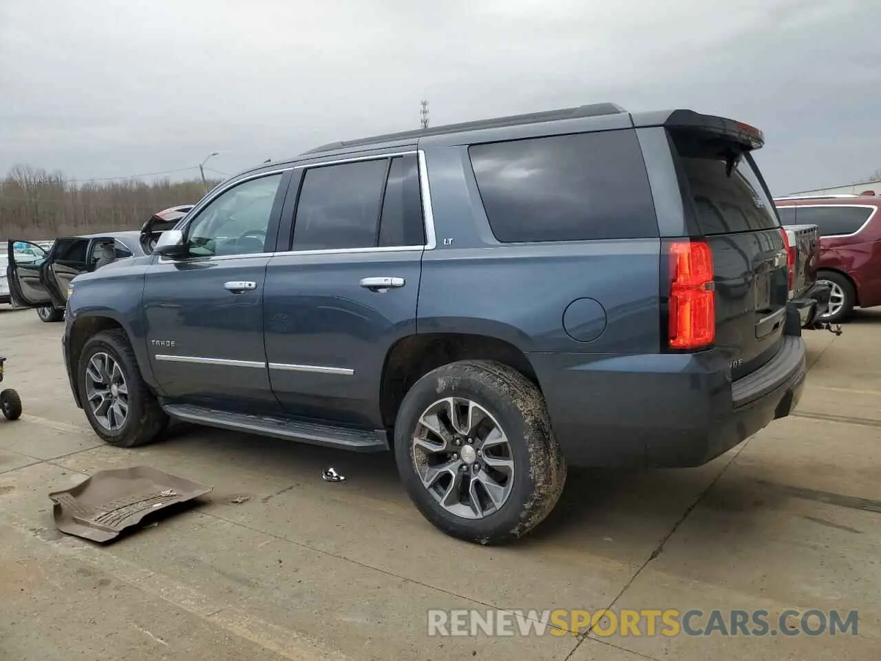 2 Photograph of a damaged car 1GNSKBKC7LR251062 CHEVROLET TAHOE 2020