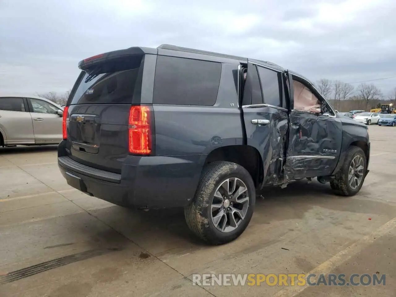 3 Photograph of a damaged car 1GNSKBKC7LR251062 CHEVROLET TAHOE 2020