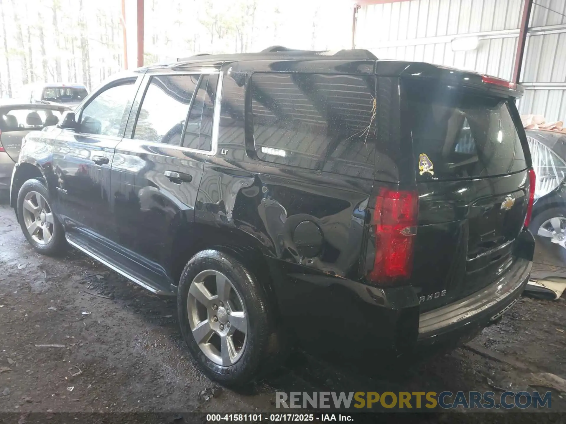 3 Photograph of a damaged car 1GNSKBKC7LR286118 CHEVROLET TAHOE 2020