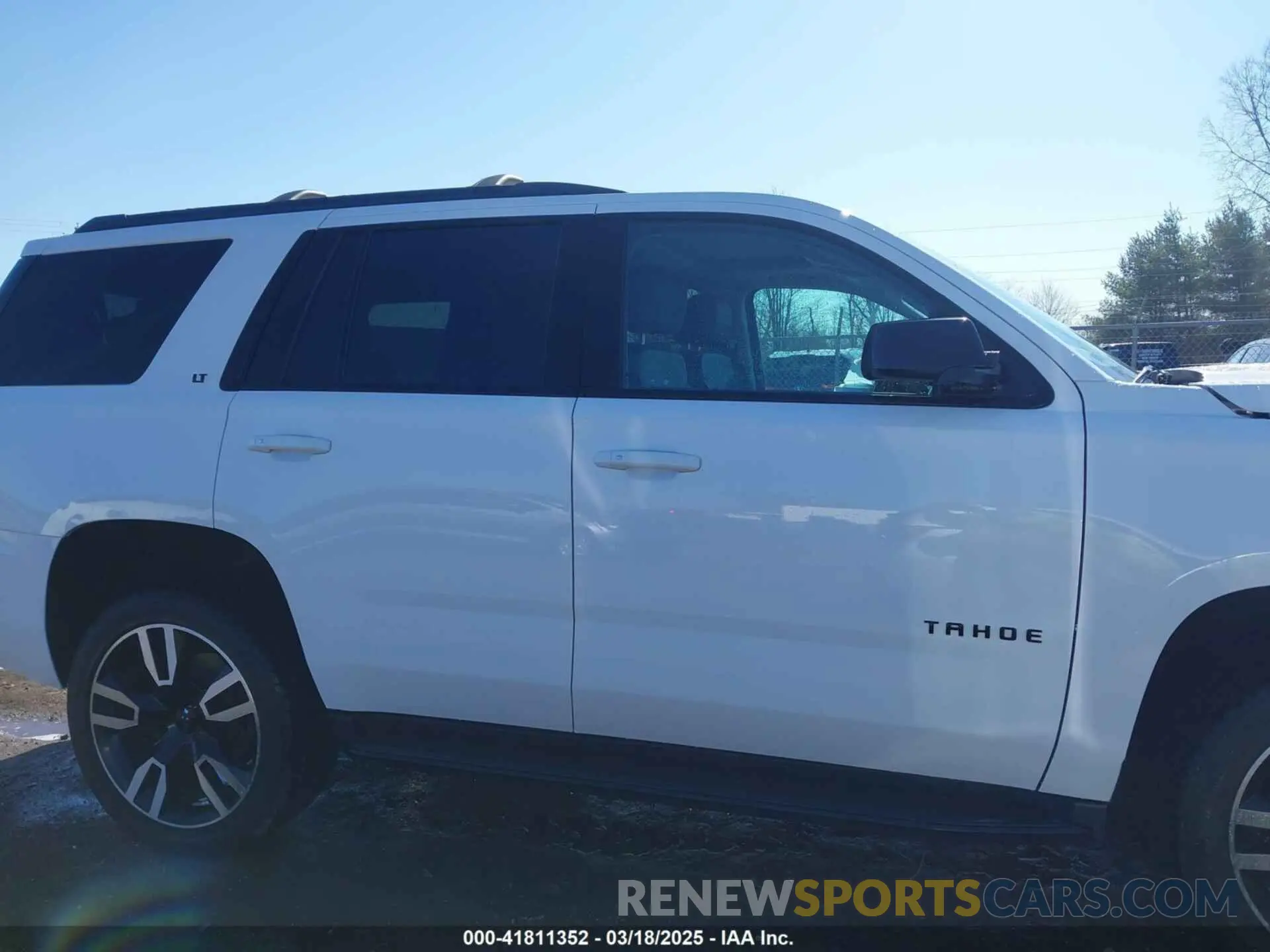 13 Photograph of a damaged car 1GNSKBKC8LR169132 CHEVROLET TAHOE 2020