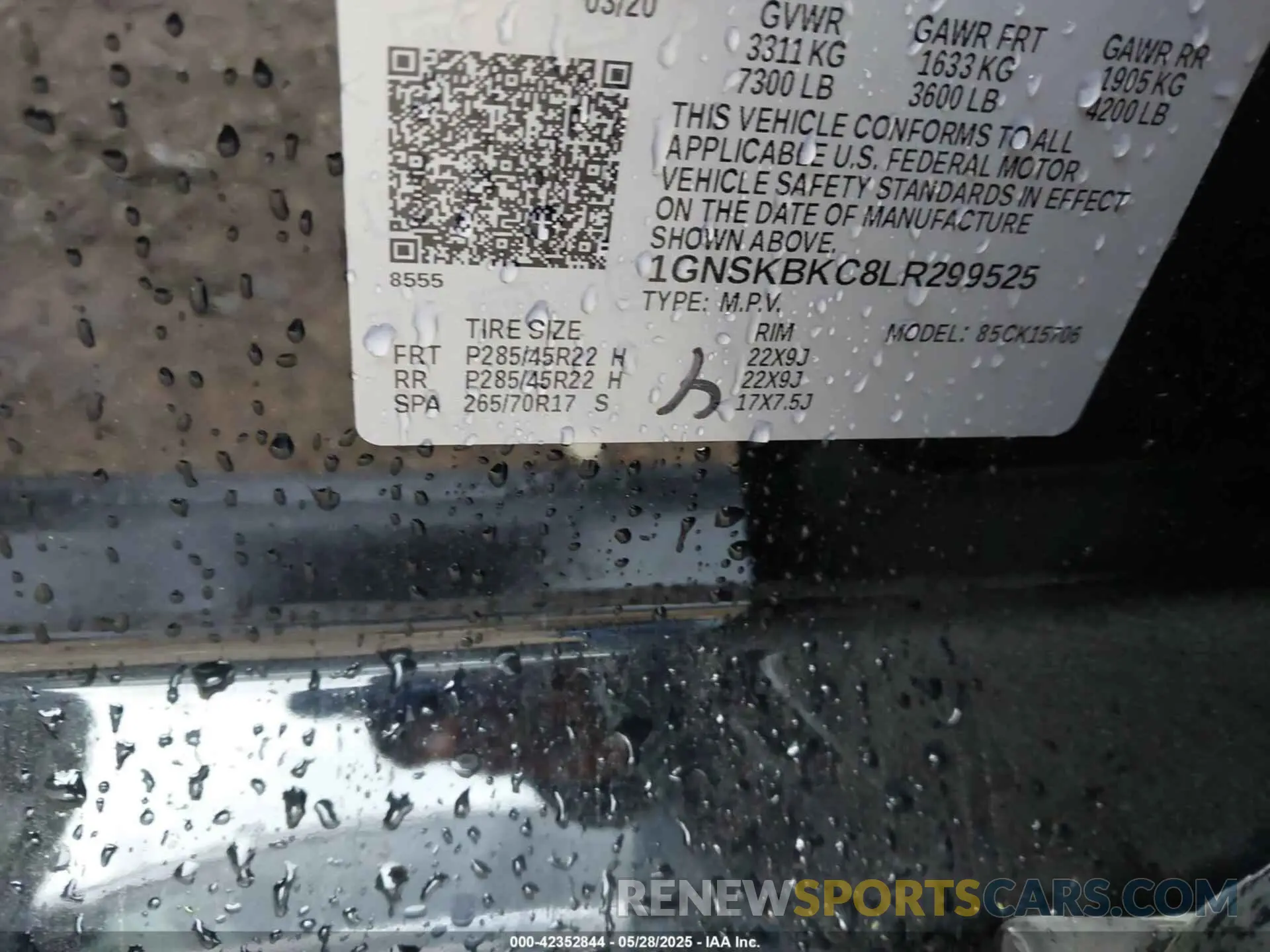 9 Photograph of a damaged car 1GNSKBKC8LR299525 CHEVROLET TAHOE 2020