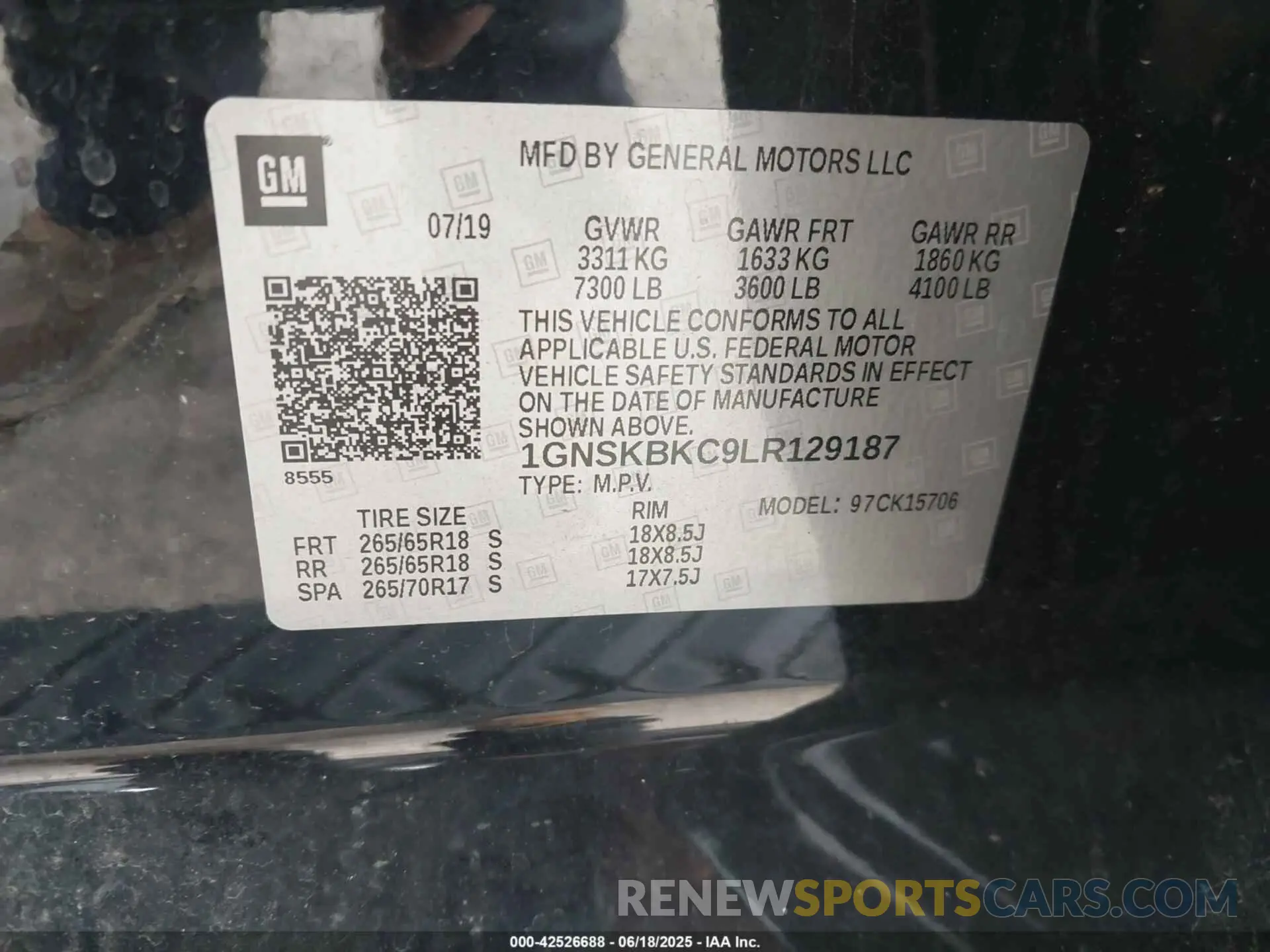 9 Photograph of a damaged car 1GNSKBKC9LR129187 CHEVROLET TAHOE 2020