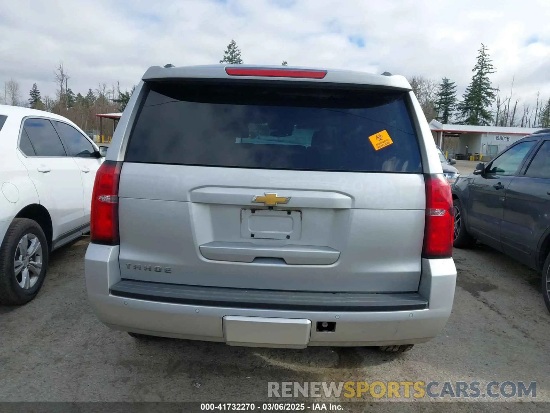 16 Photograph of a damaged car 1GNSKBKC9LR247708 CHEVROLET TAHOE 2020