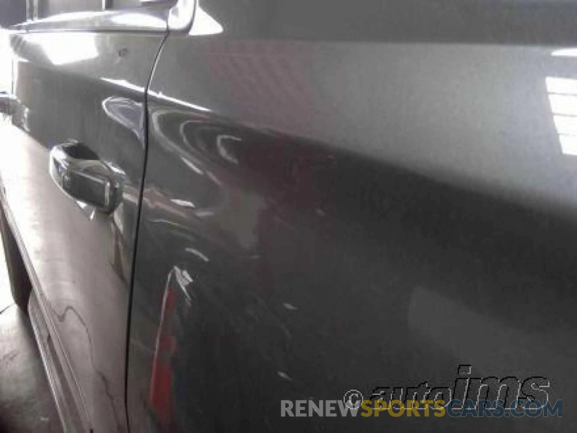1 Photograph of a damaged car 1GNSKCKC1LR118397 CHEVROLET TAHOE 2020