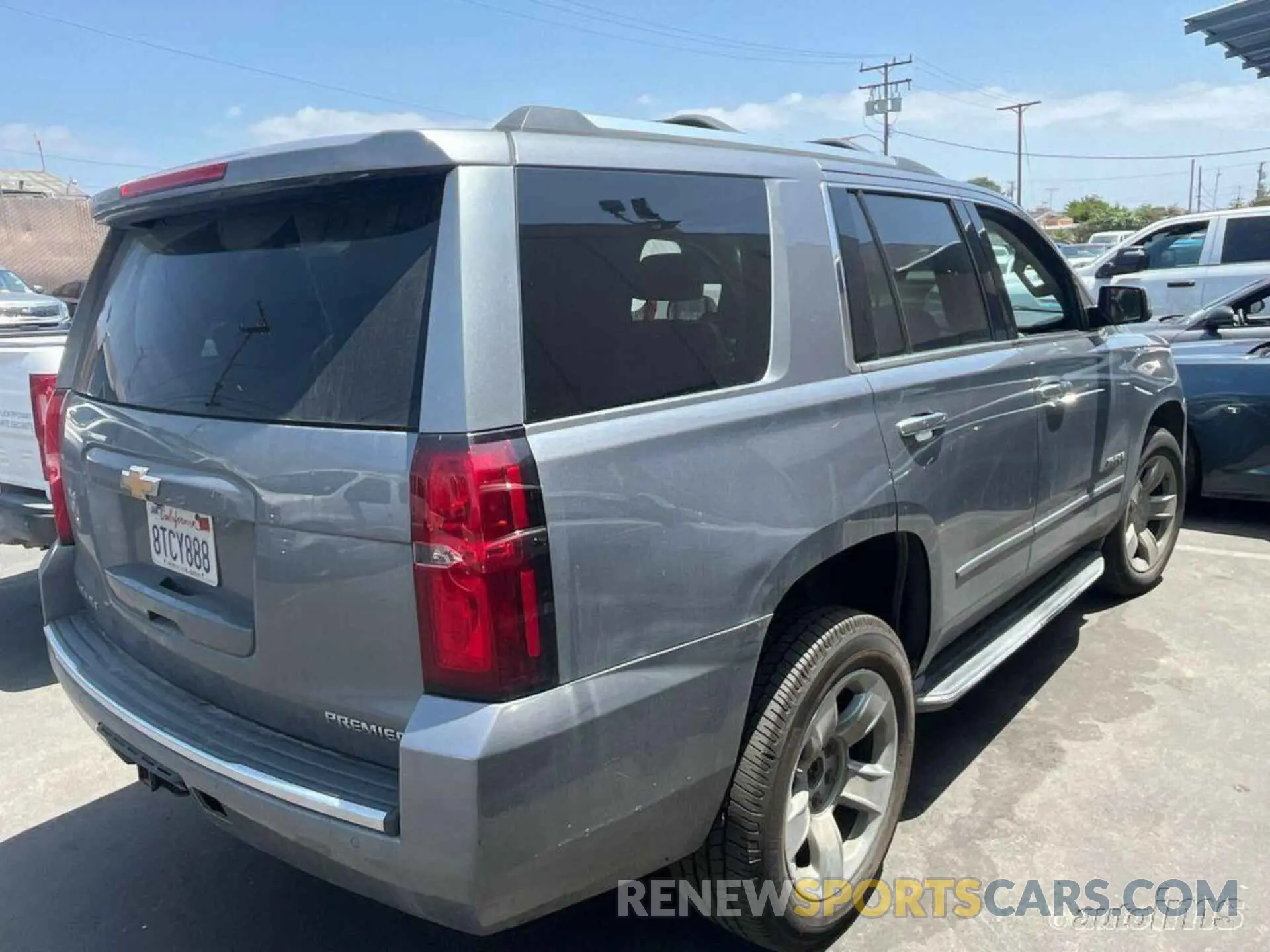 10 Photograph of a damaged car 1GNSKCKC1LR118397 CHEVROLET TAHOE 2020