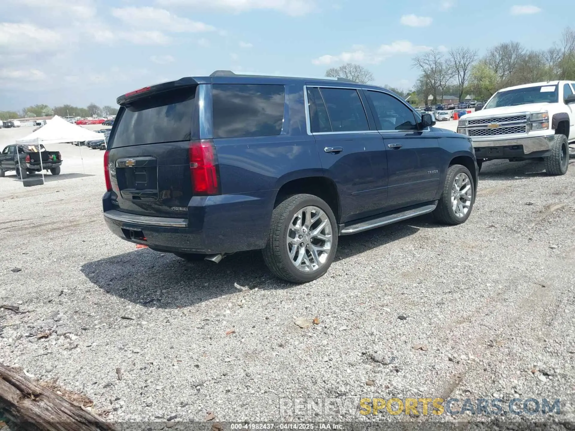 4 Photograph of a damaged car 1GNSKCKC8LR136735 CHEVROLET TAHOE 2020