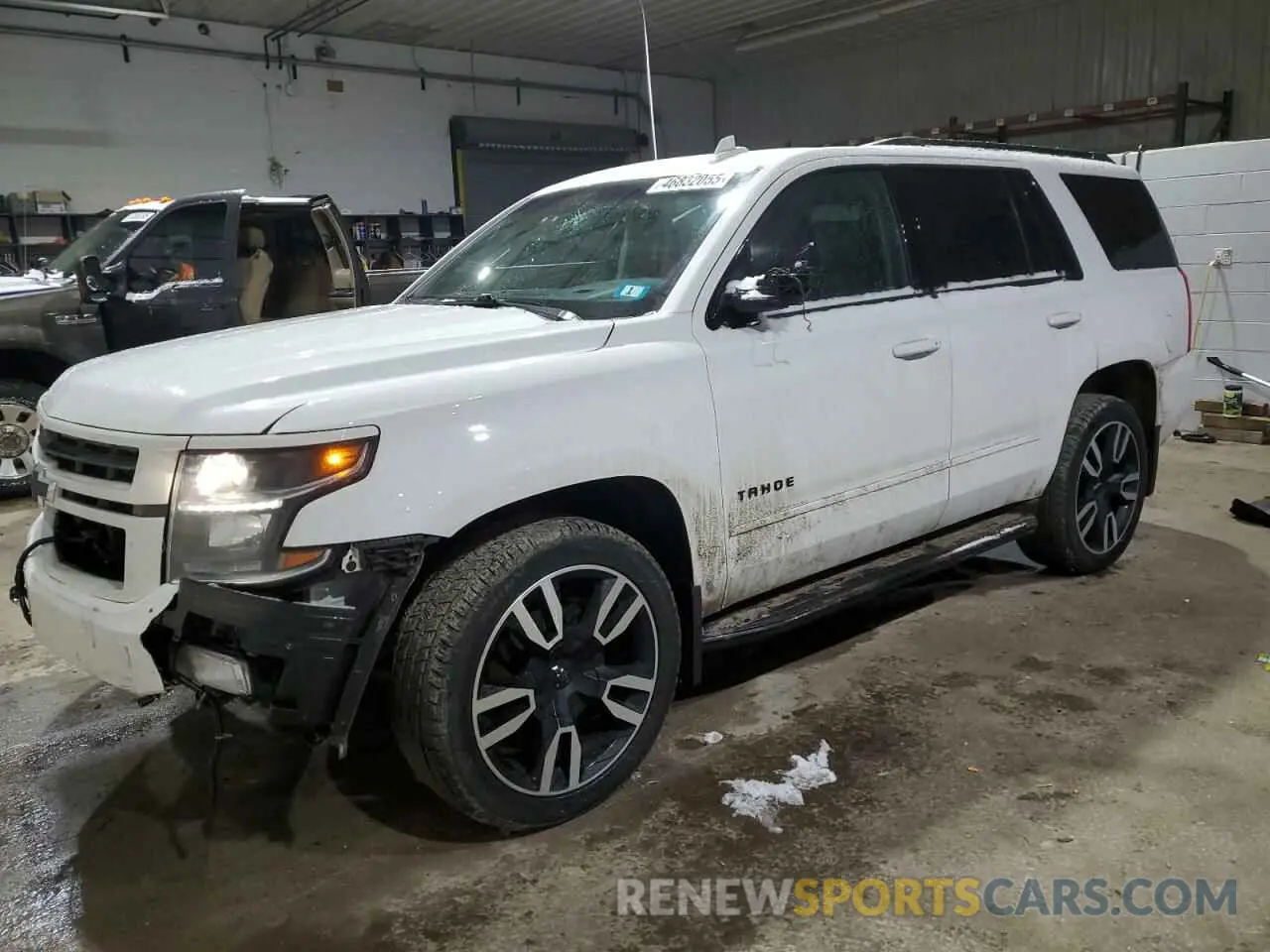 1 Photograph of a damaged car 1GNSKCKJ2LR300639 CHEVROLET TAHOE 2020
