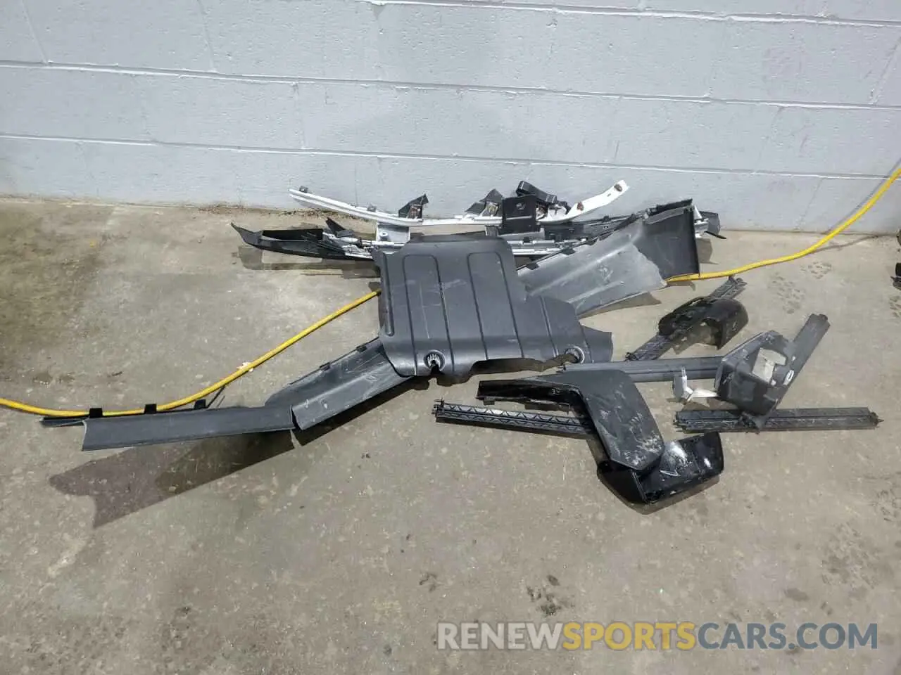 13 Photograph of a damaged car 1GNSKCKJ2LR300639 CHEVROLET TAHOE 2020