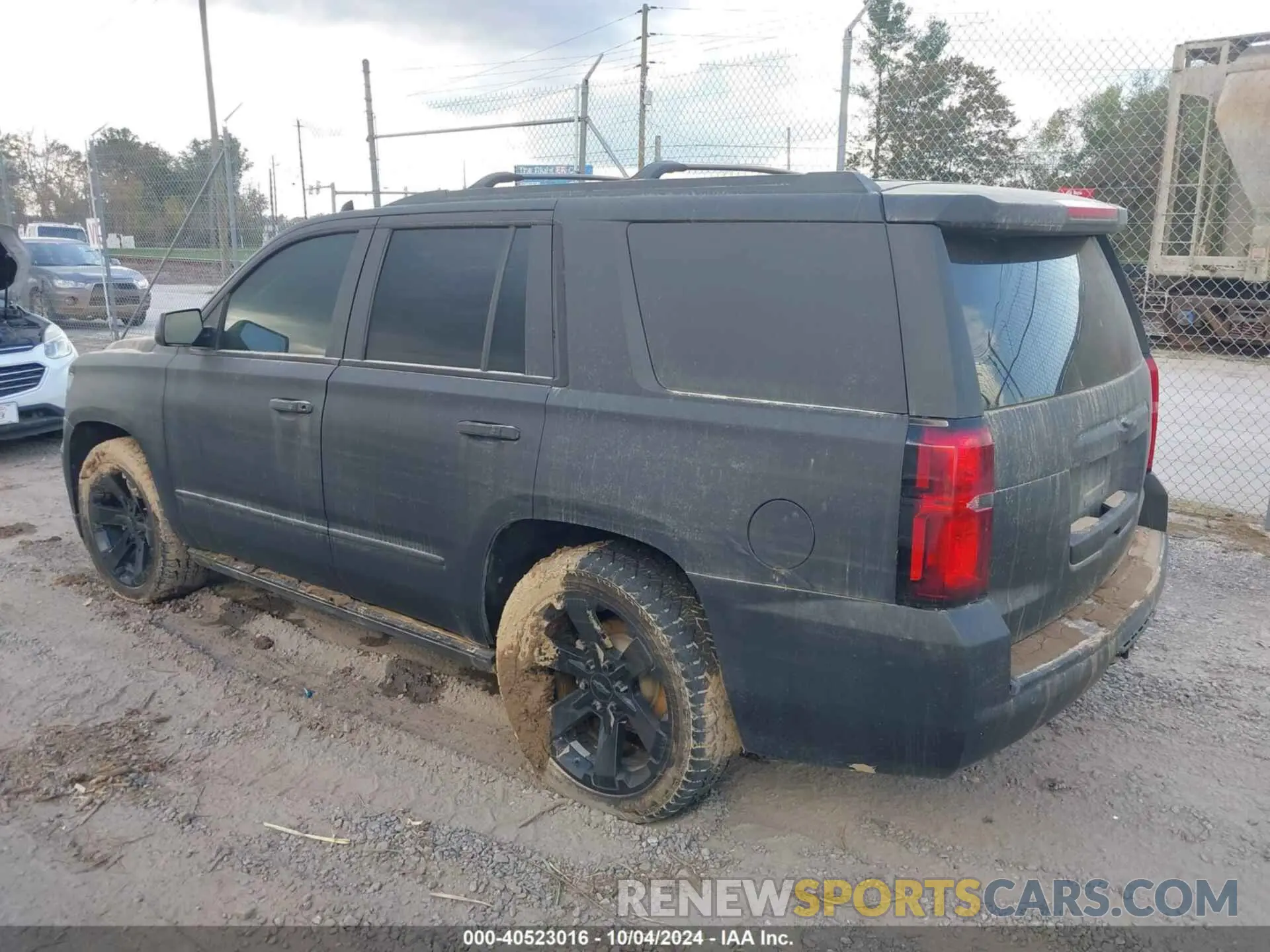 3 Photograph of a damaged car 1GNSKCKJ4LR300528 CHEVROLET TAHOE 2020
