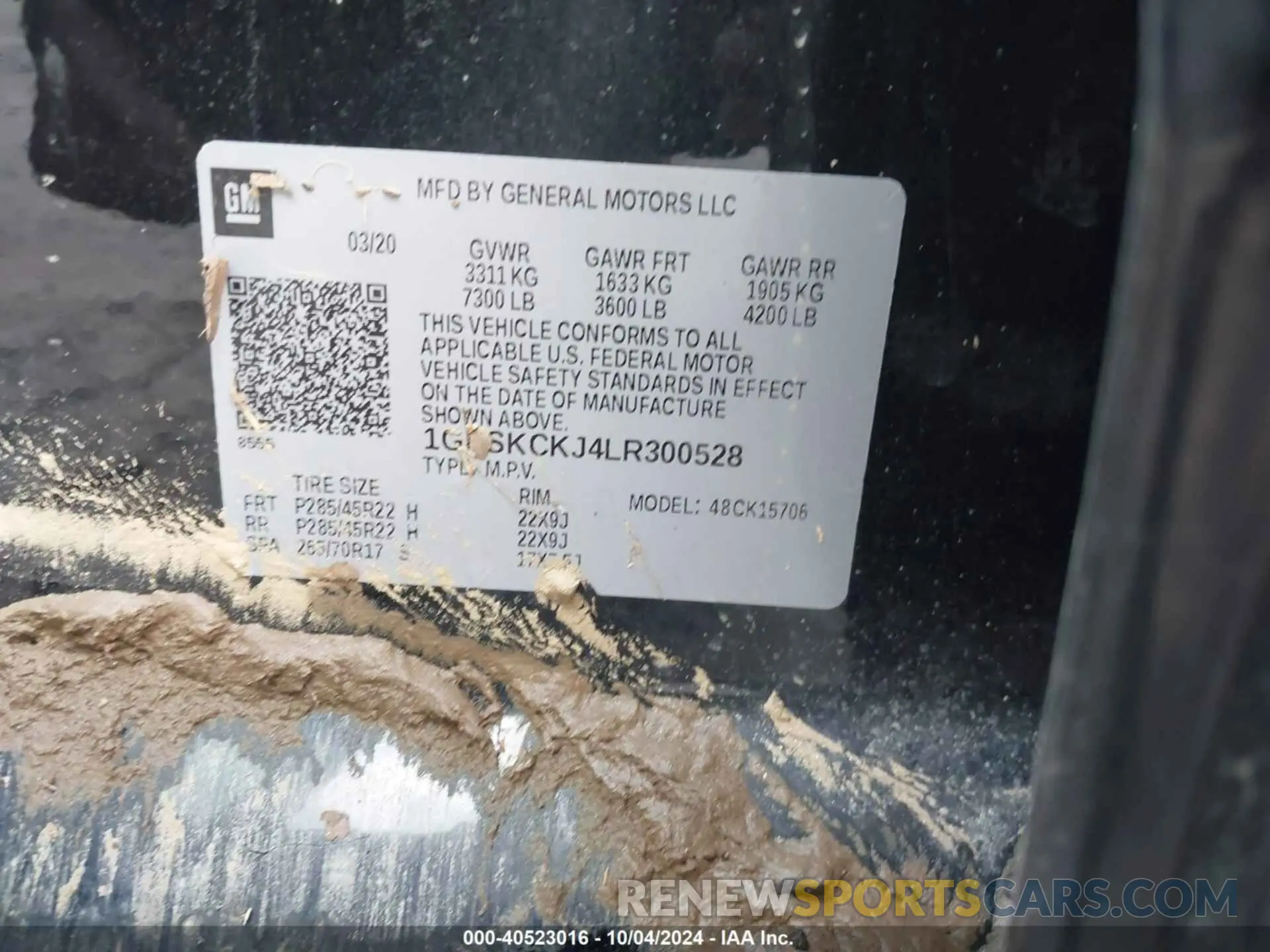 9 Photograph of a damaged car 1GNSKCKJ4LR300528 CHEVROLET TAHOE 2020