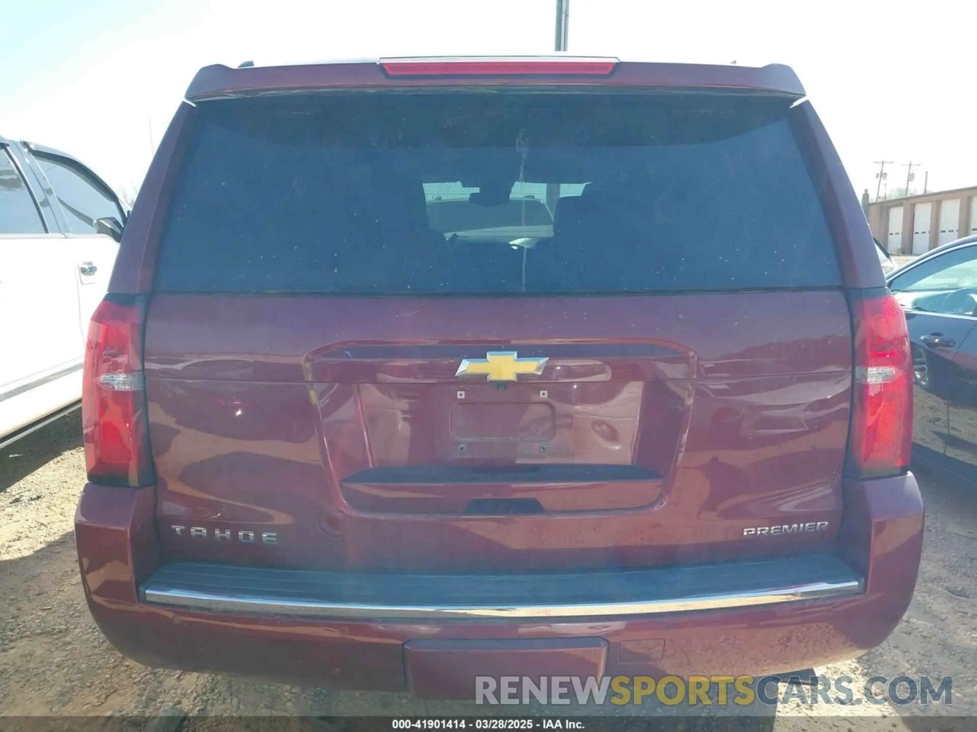 16 Photograph of a damaged car 1GNSKCKJ6LR186564 CHEVROLET TAHOE 2020