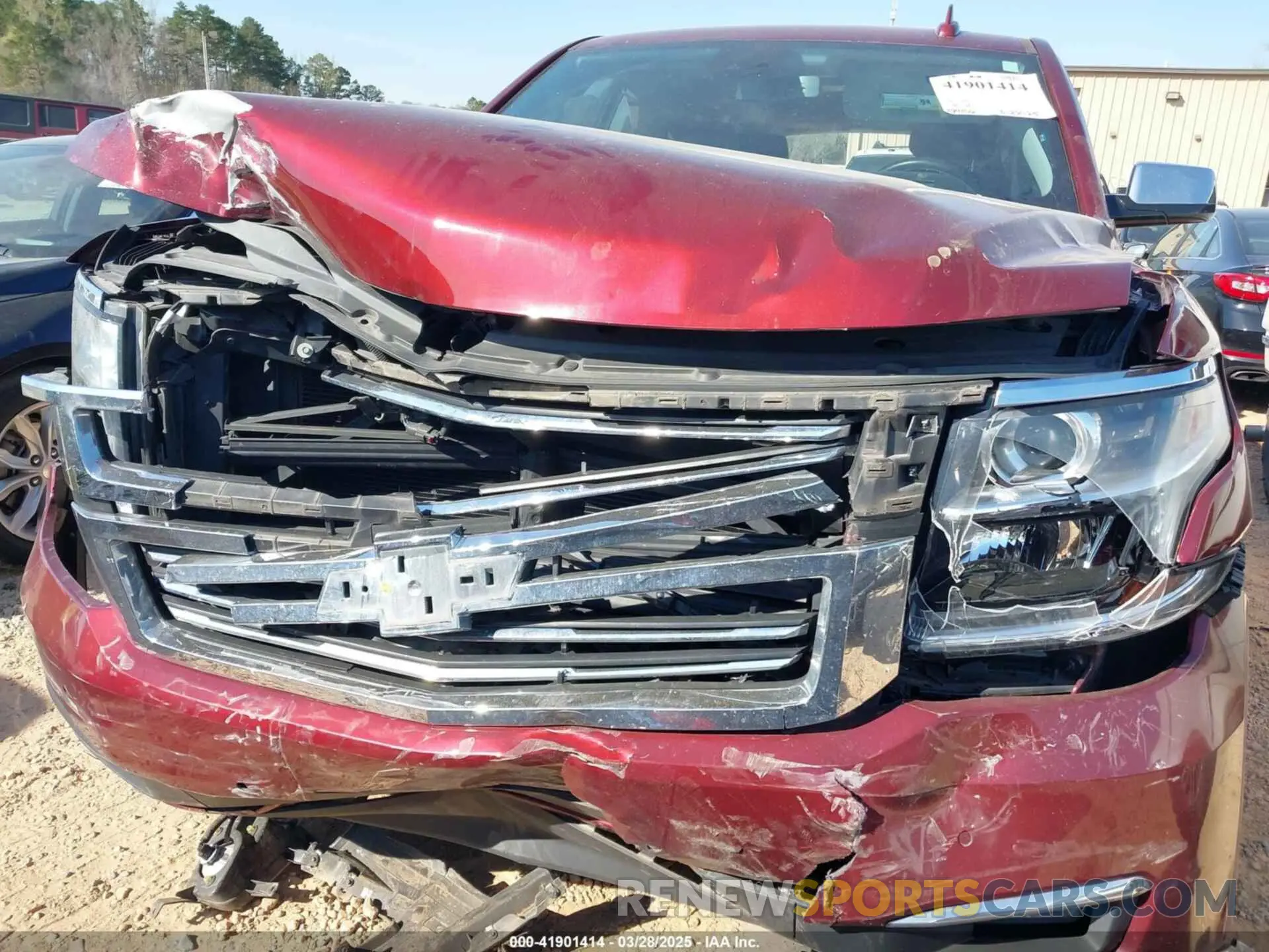 6 Photograph of a damaged car 1GNSKCKJ6LR186564 CHEVROLET TAHOE 2020