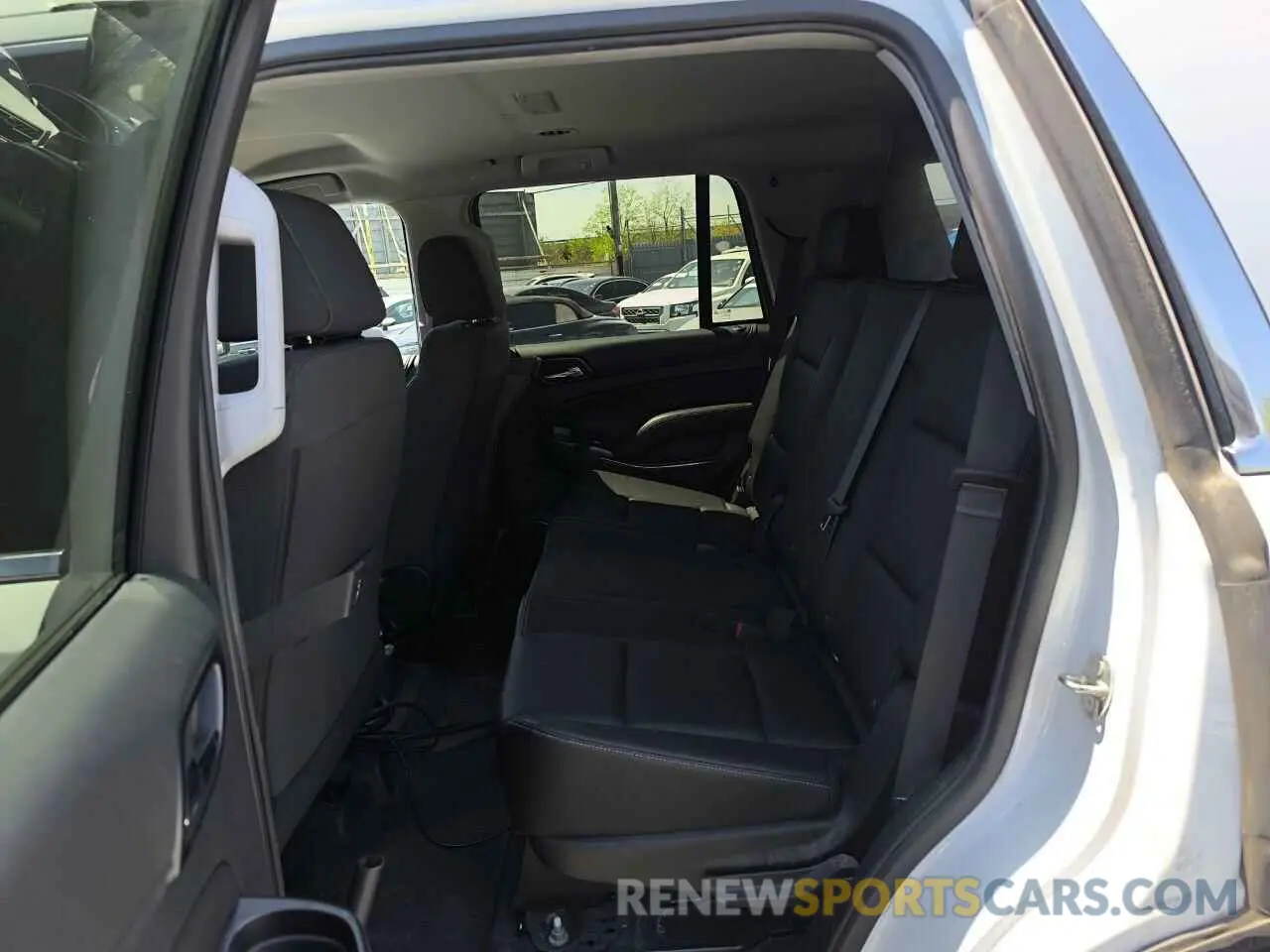11 Photograph of a damaged car 1GNSKDEC0LR188426 CHEVROLET TAHOE 2020