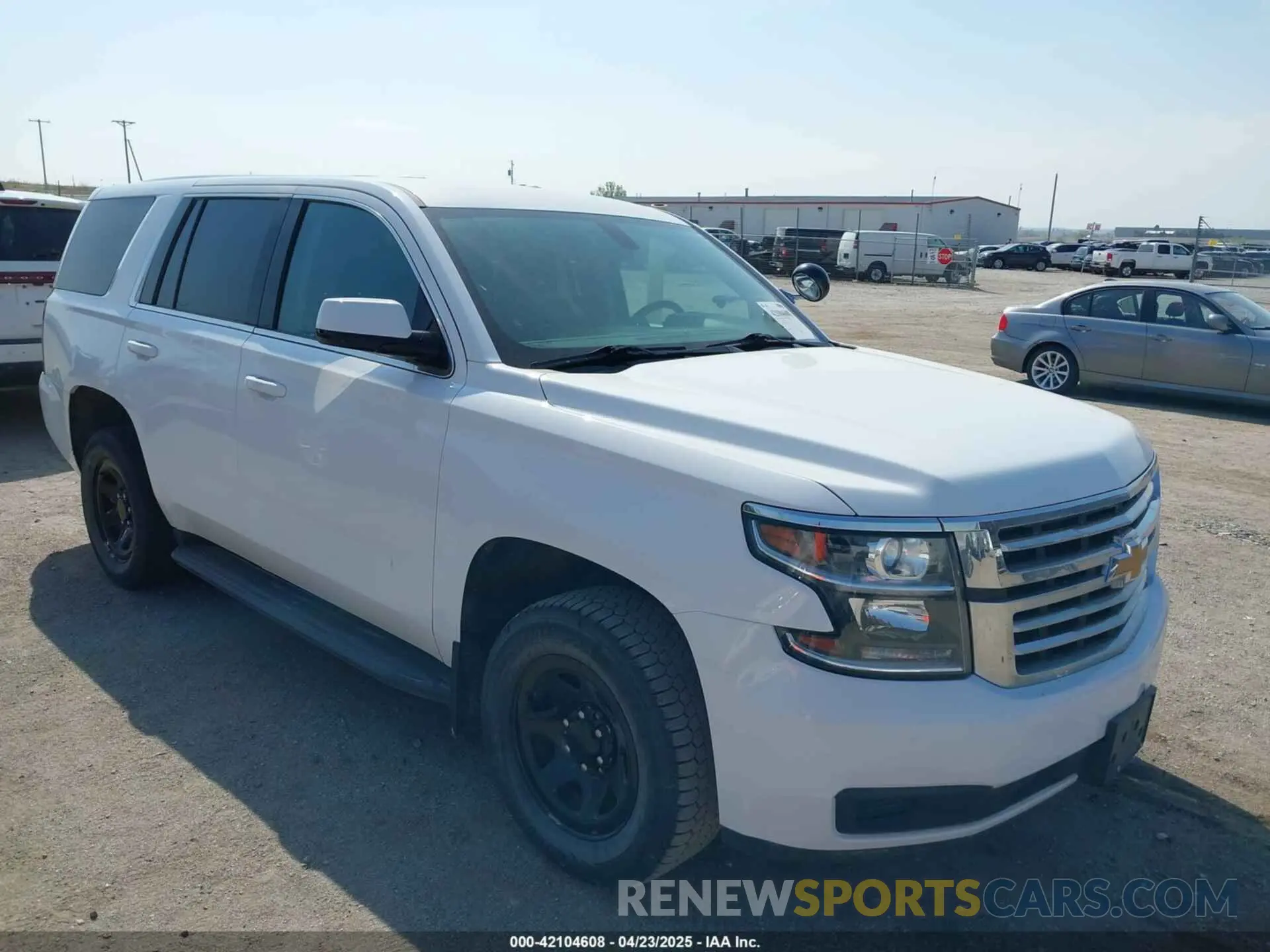 1 Photograph of a damaged car 1GNSKDEC8LR258254 CHEVROLET TAHOE 2020