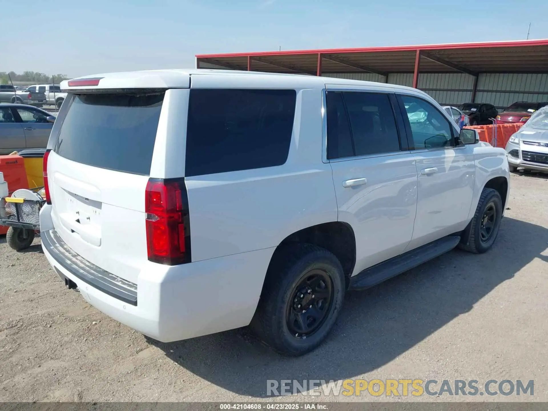 4 Photograph of a damaged car 1GNSKDEC8LR258254 CHEVROLET TAHOE 2020