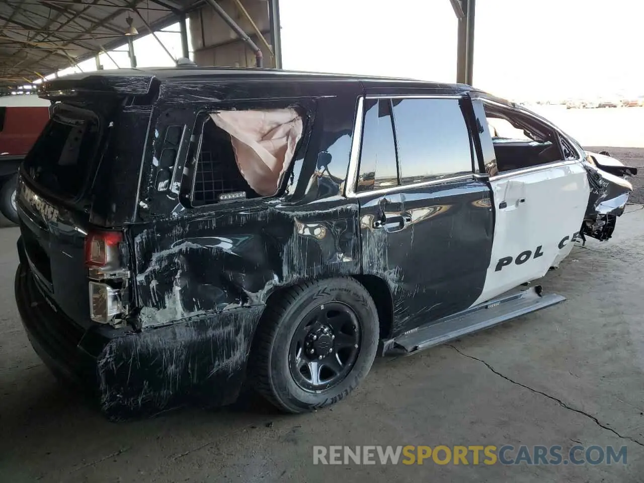 3 Photograph of a damaged car 1GNSKDEC9LR262894 CHEVROLET TAHOE 2020