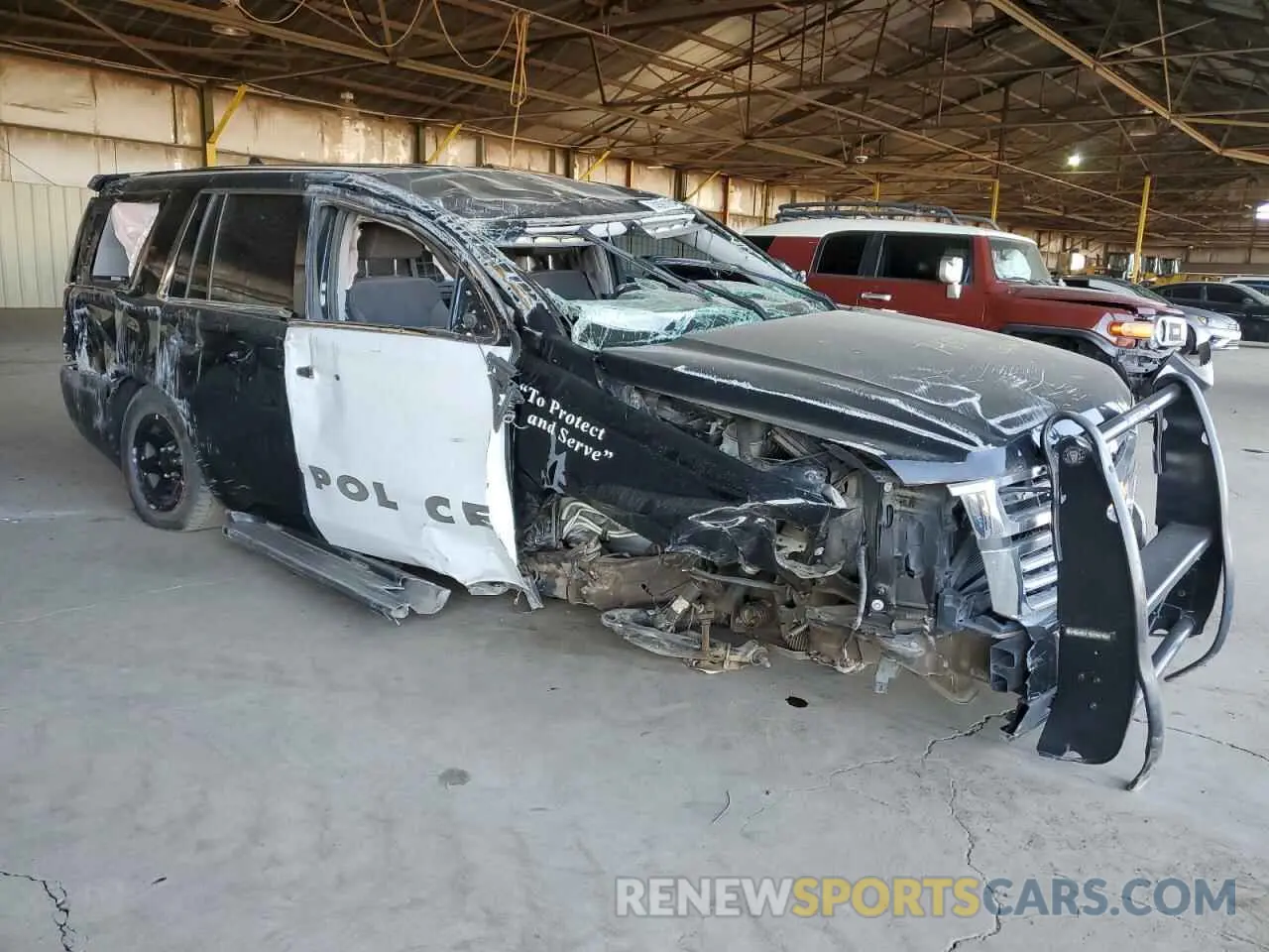 4 Photograph of a damaged car 1GNSKDEC9LR262894 CHEVROLET TAHOE 2020