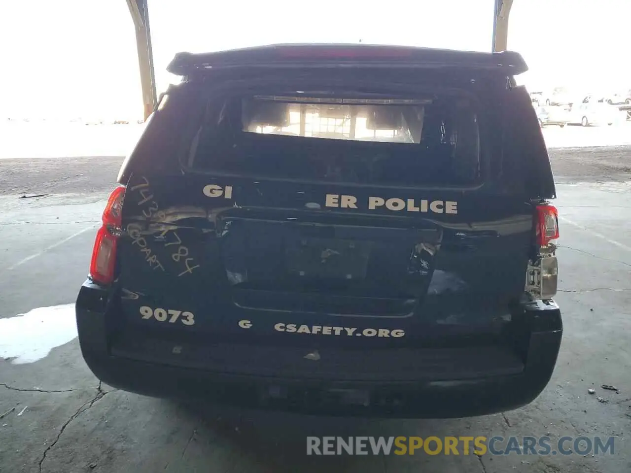 6 Photograph of a damaged car 1GNSKDEC9LR262894 CHEVROLET TAHOE 2020