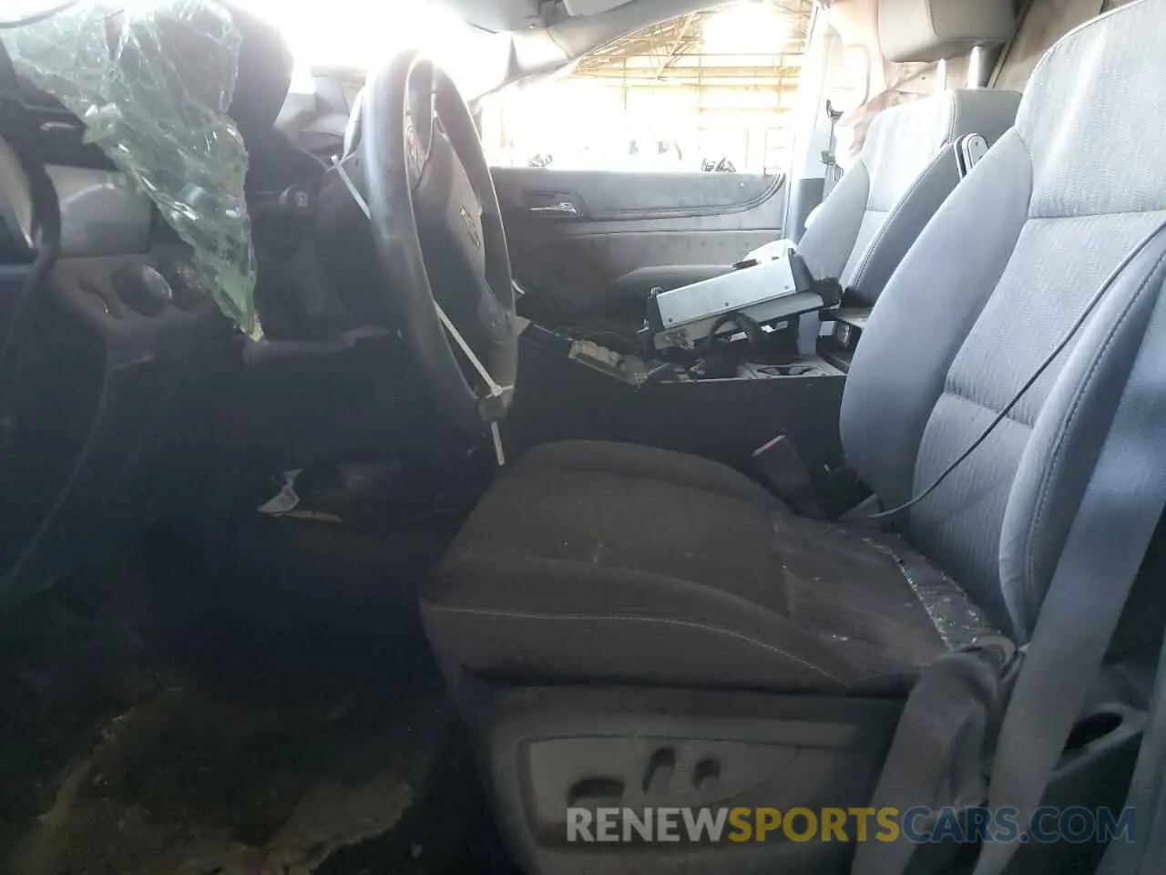 7 Photograph of a damaged car 1GNSKDEC9LR262894 CHEVROLET TAHOE 2020