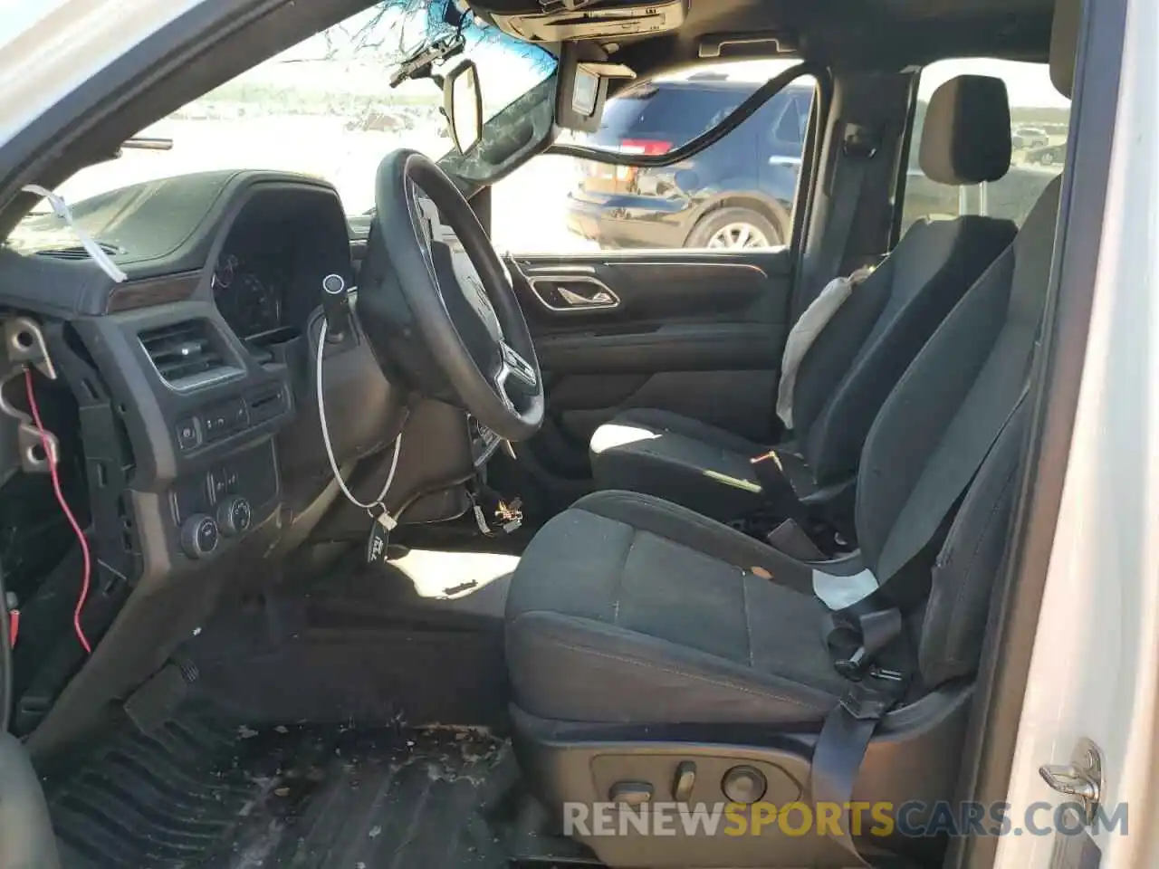 7 Photograph of a damaged car 1GBSCLED0MR297435 CHEVROLET TAHOE 2021