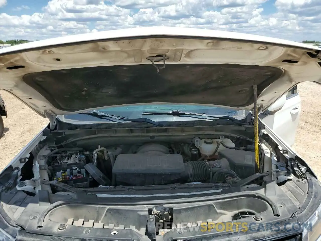 12 Photograph of a damaged car 1GBSCLED3MR296330 CHEVROLET TAHOE 2021